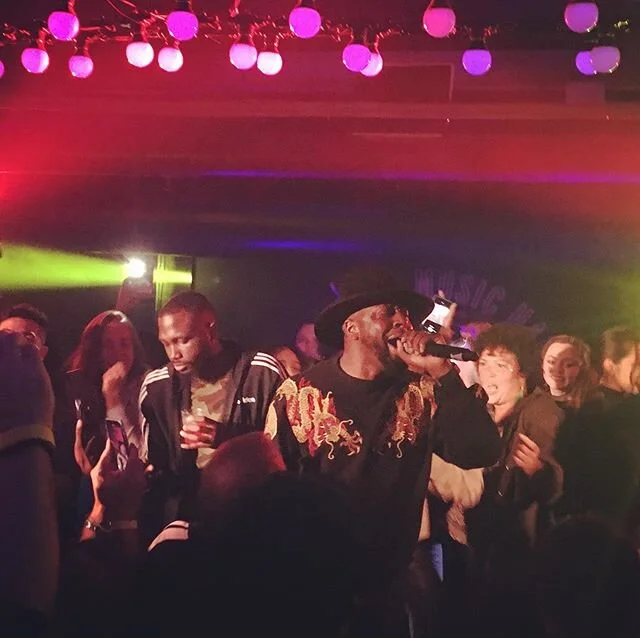 @wyclefjean last night at @chelseamusichall!!! The Carnival was the soundtrack to my youth.  #hiphoplegend #fugees #mtv #livenation #chelseamarket