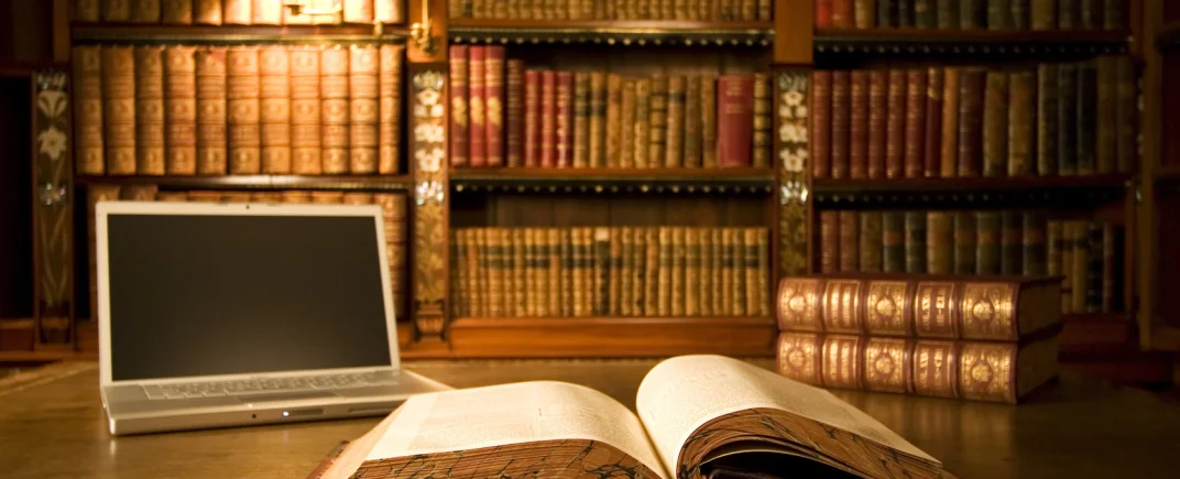 library_book_bookcase_laptop_table_abstract_3840x1080_hd-wallpaper-1276356.jpg