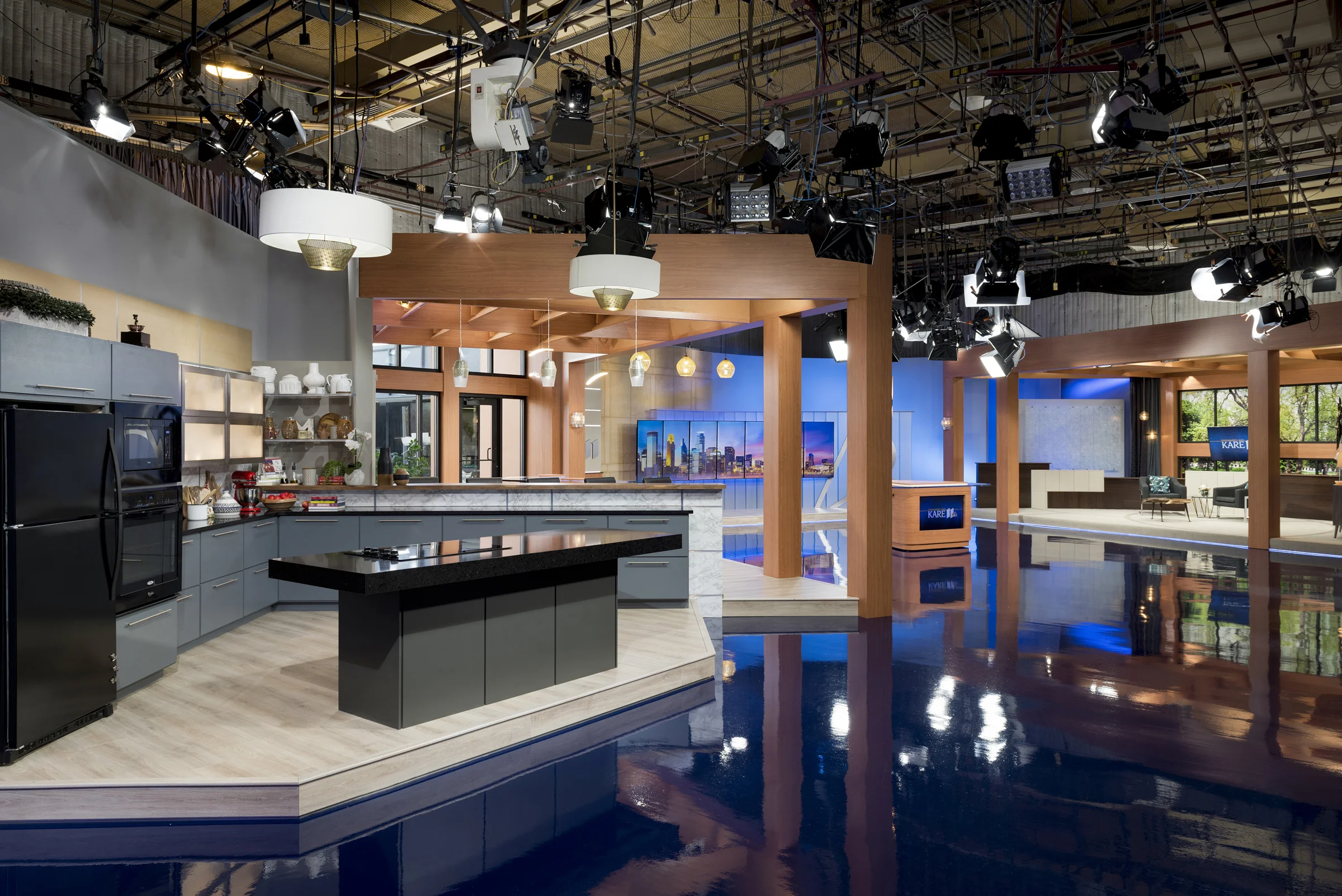 Kare 11_012.jpg