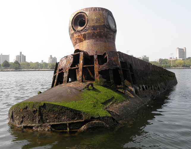 Quester submarine, Coney island Creek, courtesy of Marie Lorenz