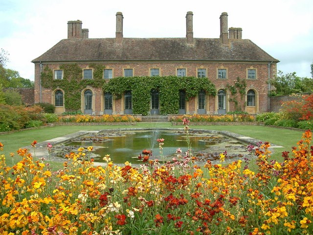 barrington court.jpg