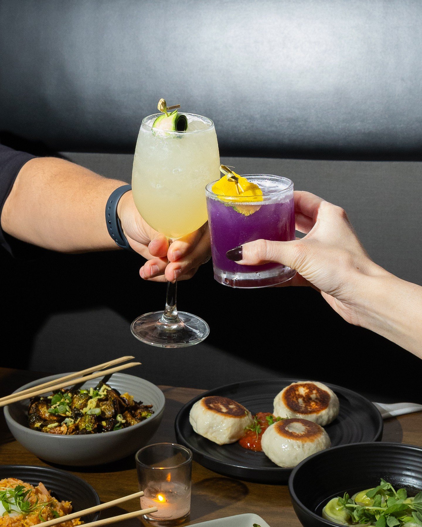 Hot weather calls for something cold and refreshing from the bar at Sampan 🍸⁠
⁠
#Sampan #GraffitiBar #SchulsonCollective #phillyrestaurants #phillyhappyhour #phillyfoodies #cocktails