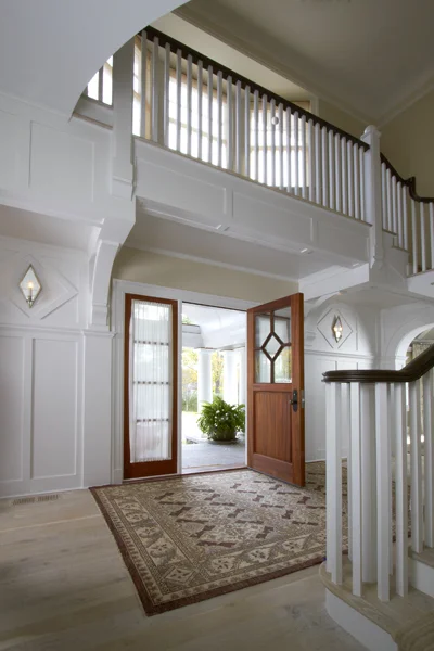 Foyer for web052.jpg