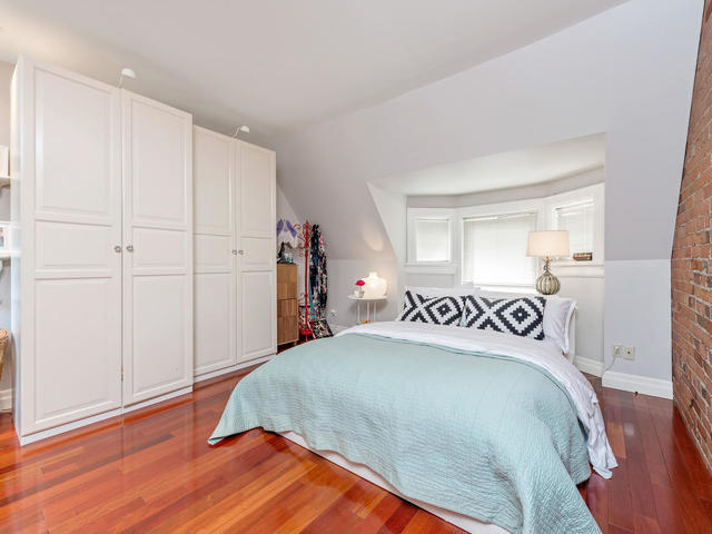 183 Seaton Street toronto ON-MLS_Size-030-30-Master Bedroom-640x480-72dpi.jpg