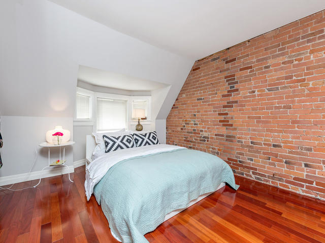 183 Seaton Street toronto ON-MLS_Size-031-31-Master Bedroom-640x480-72dpi.jpg