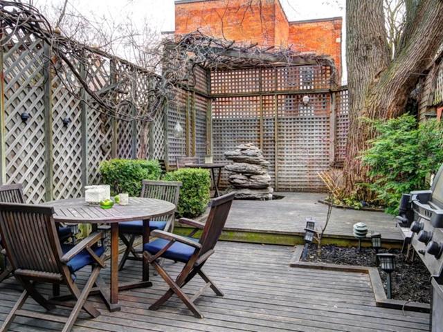 183 Seaton Street toronto ON-MLS_Size-034-34-Exterior-640x480-72dpi.jpg