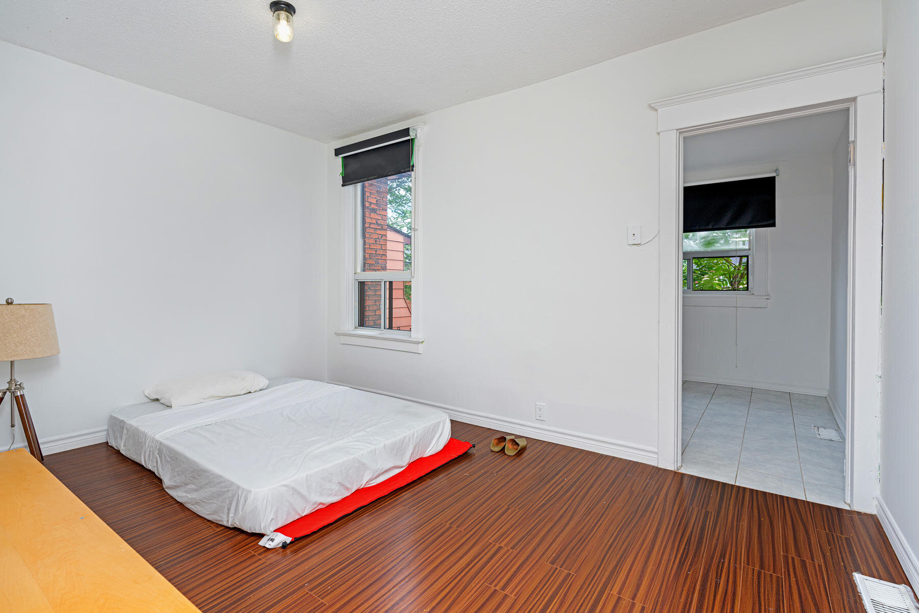 164 Essex Street Toronto ON-023-008-Bedroom-MLS_Size.jpg