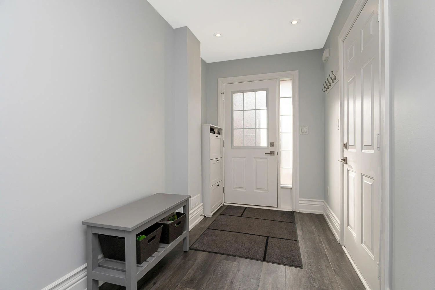 3071 treadswell 5 mississauga-large-003-003-Front Entry Detail-1500x1000-72dpi.jpg