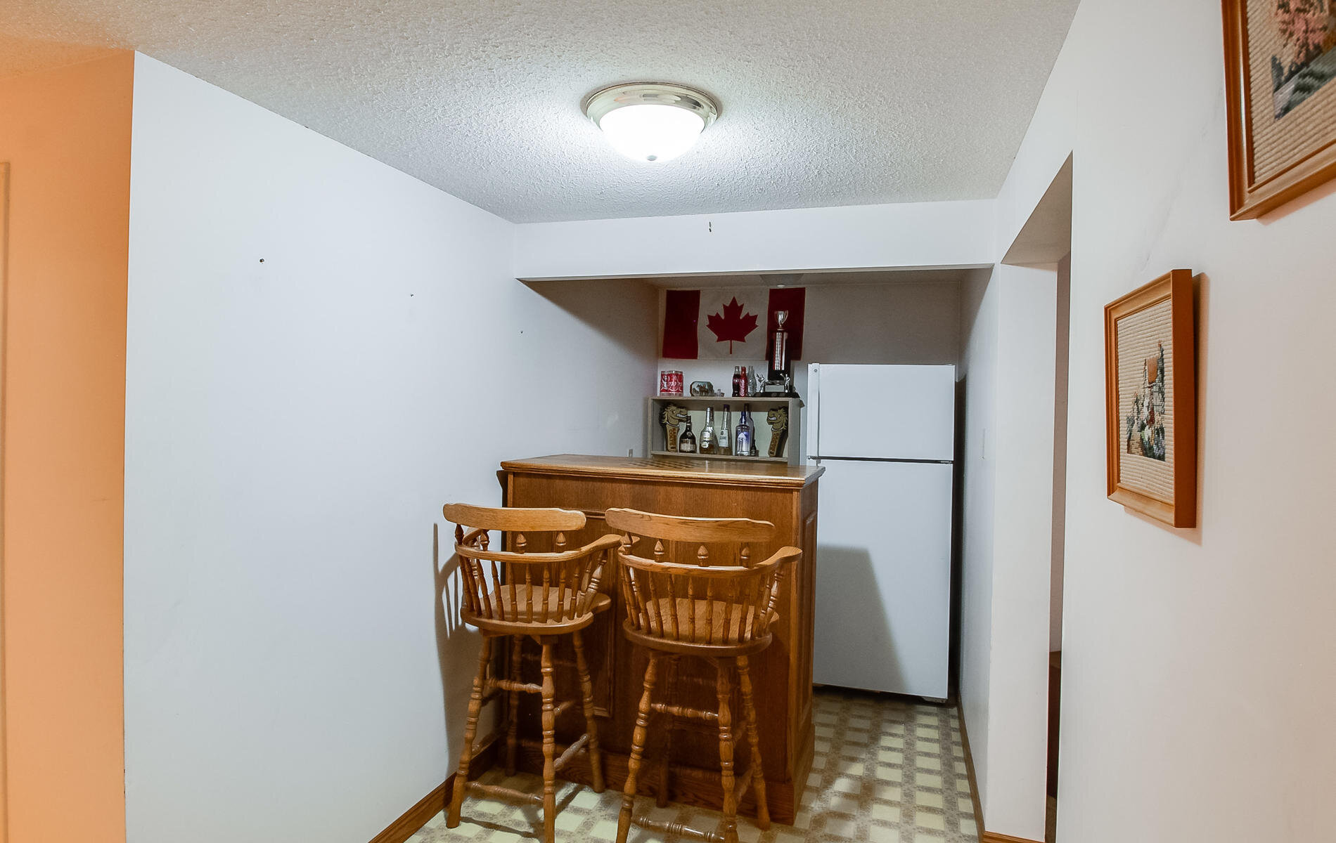 74 Marshall St Barrie ON L4N-027-020-74 Marshall Street-MLS_Size.jpg