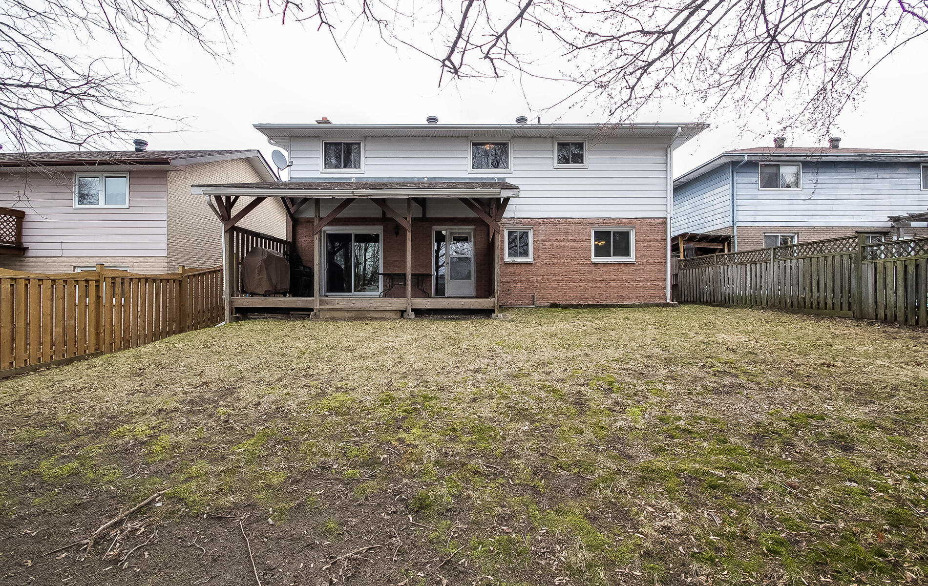 74 Marshall St Barrie ON L4N-031-027-74 Marshall Street-MLS_Size.jpg