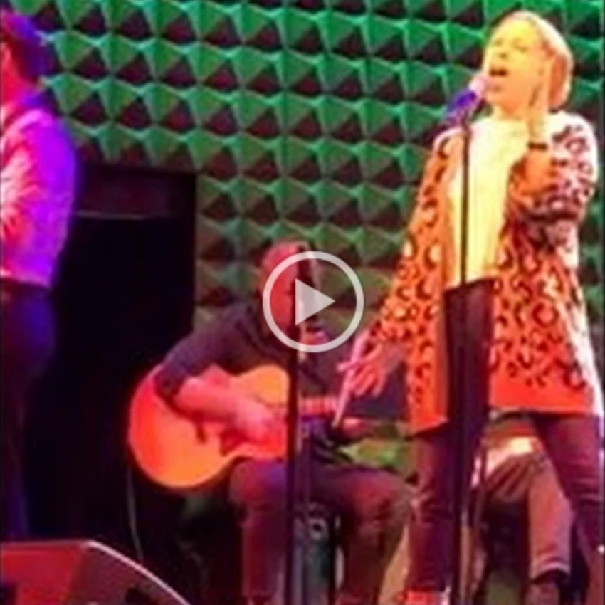 Lauren joins Sierra Boggess, Derek Klena, and Lindsay Mendez in "New York City Christmas: A Concert to Benefit ASTEP" at Joe's Pub, singing "Santa Baby."