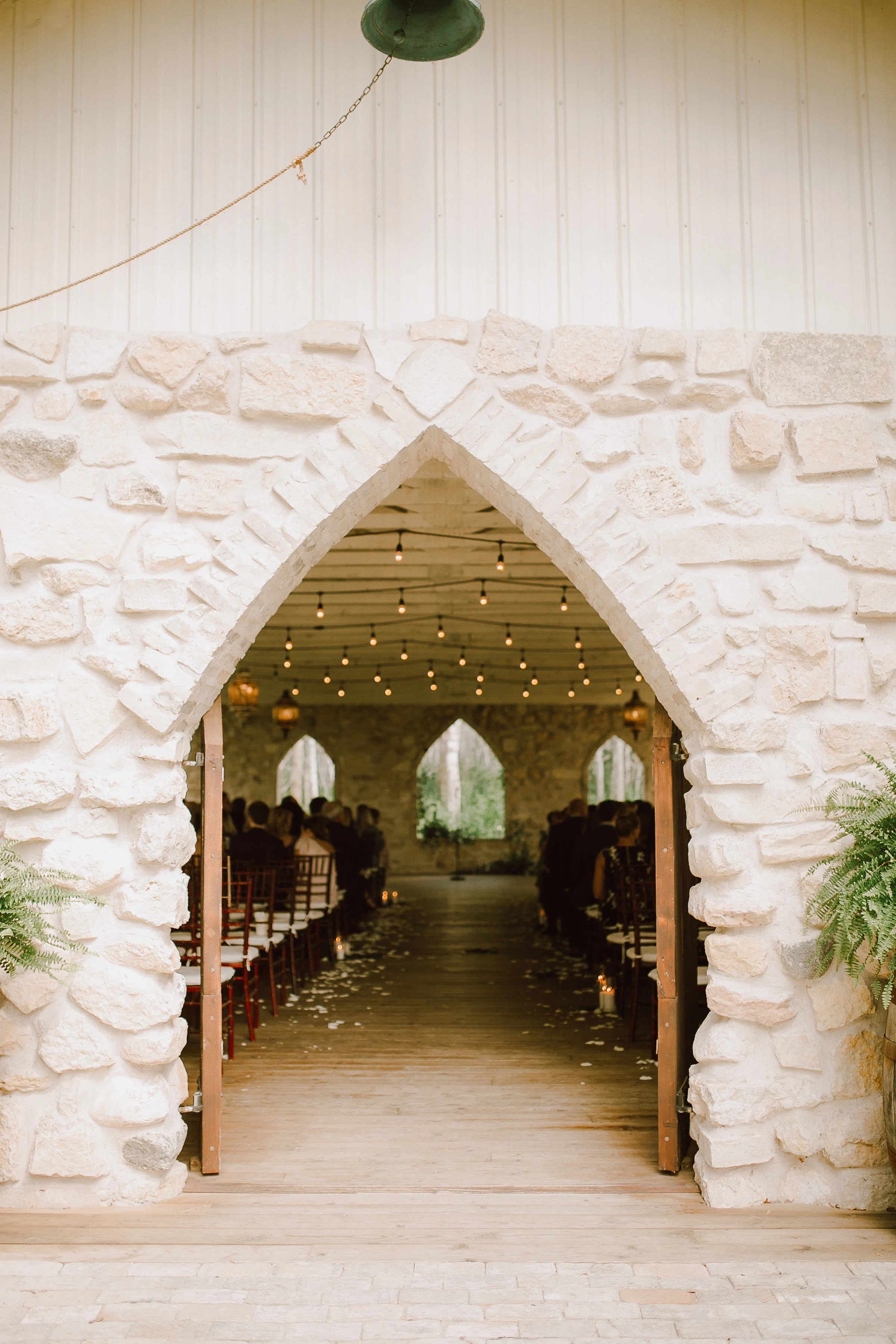 Nik+MaudeWEDDINGbyARIANATENNYSON2-16.jpg