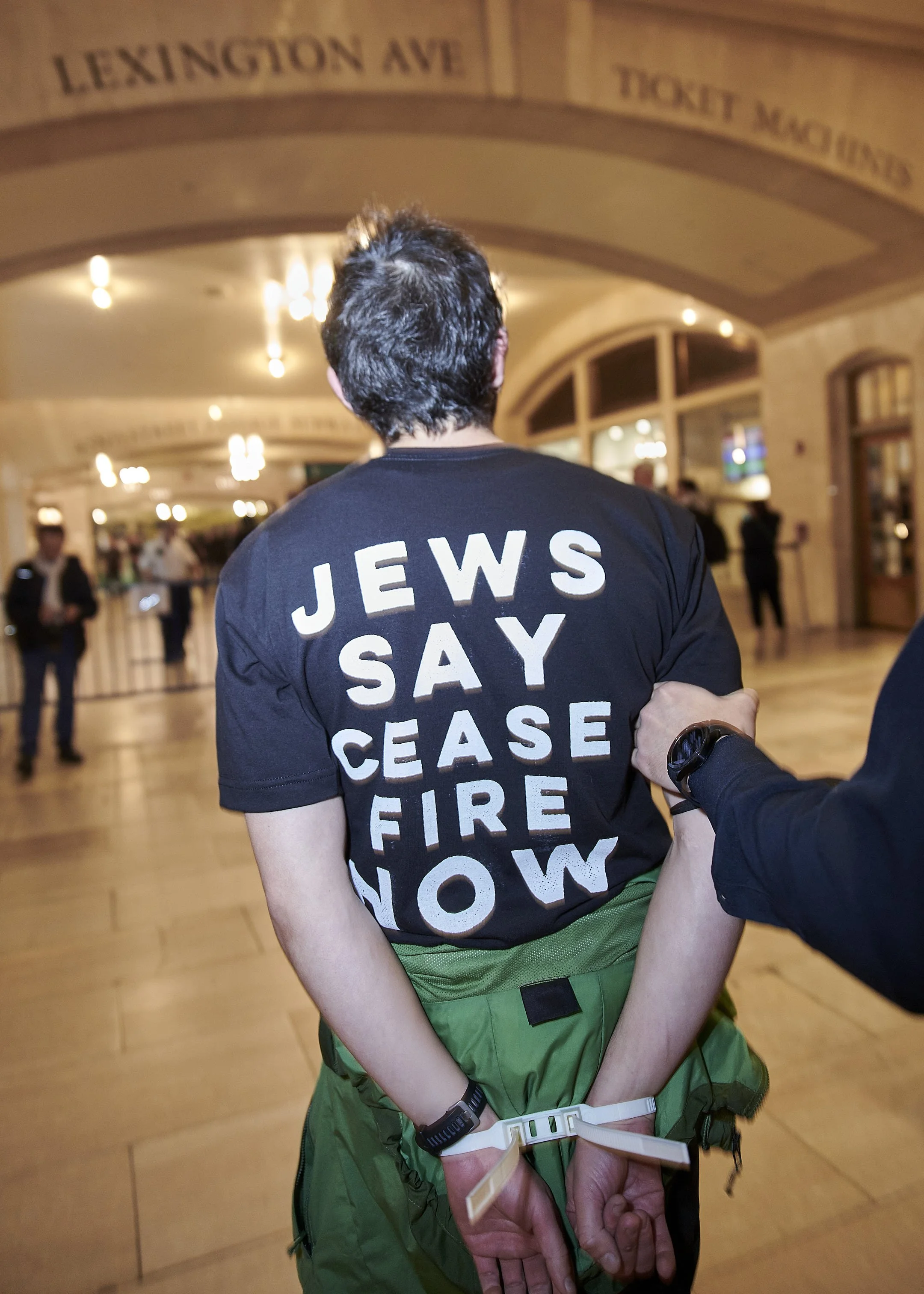 Ceasefire_Now_GCT_172_CREDIT_ZACHARY_SCHULMAN_high_res-fixed.jpg