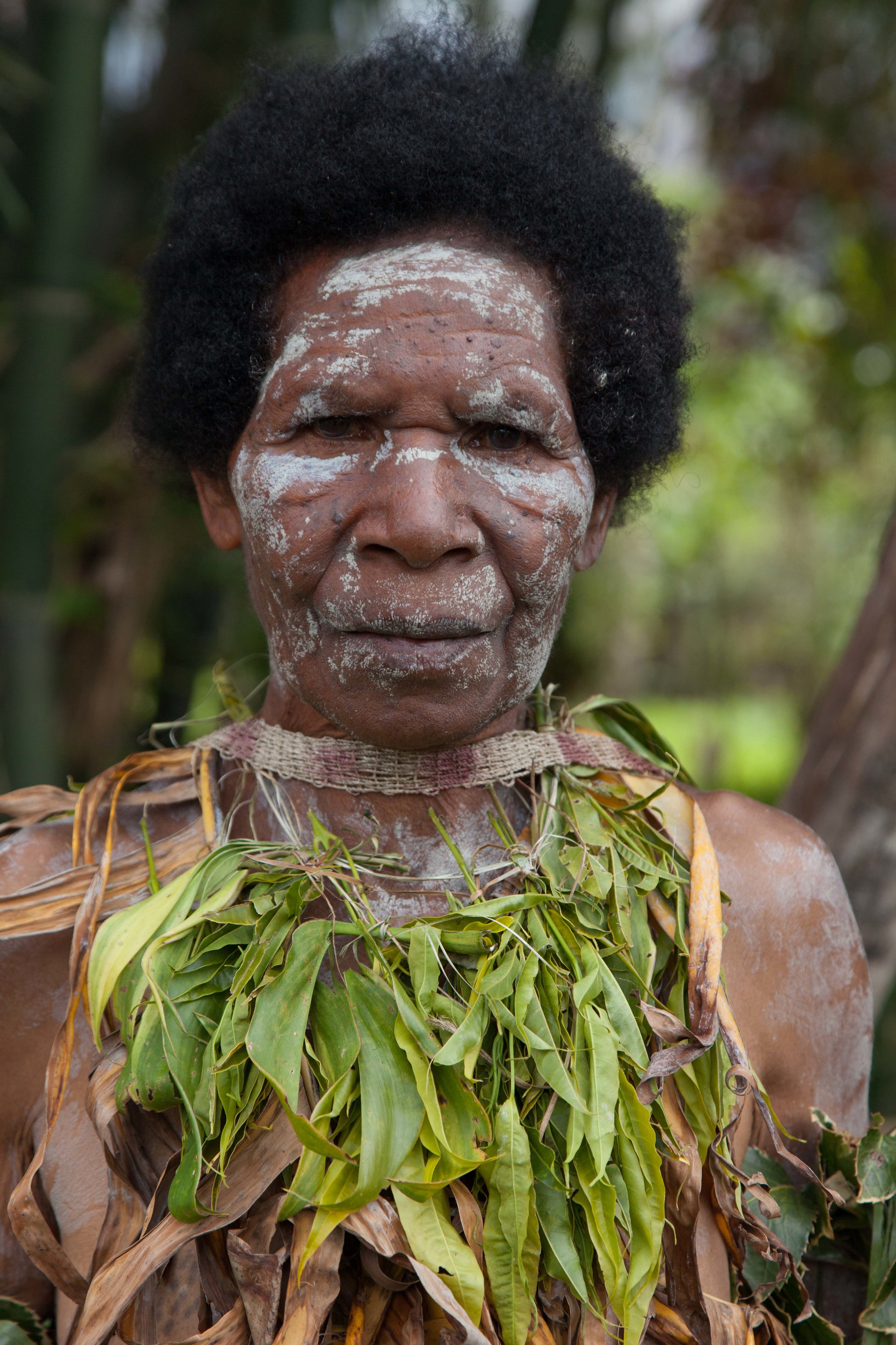 Nokondi woman. Eastern Highland province