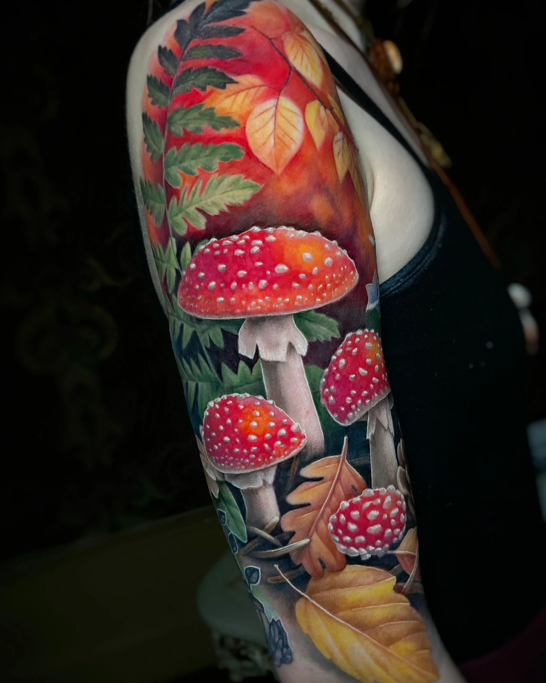 mushroom-forest-tattoo-adrianahallow.png
