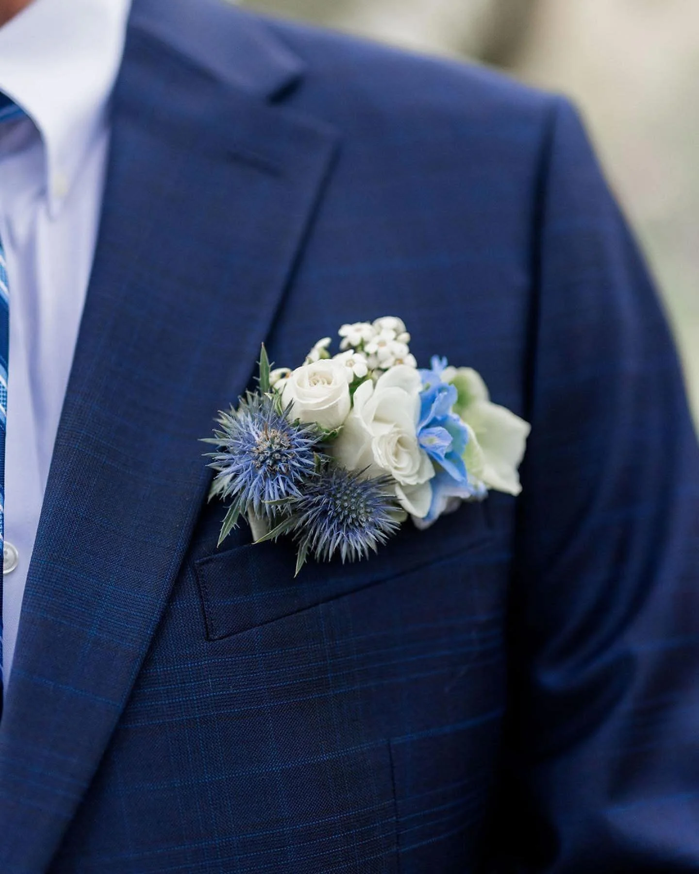 We are so excited to welcome @graceandthornsav to Art in Bloom! Completely swooning over their creations and thrilled to see what they bring Saturday night! 

#graceandthorn #savannahflorist #flowerartist #artinbloom