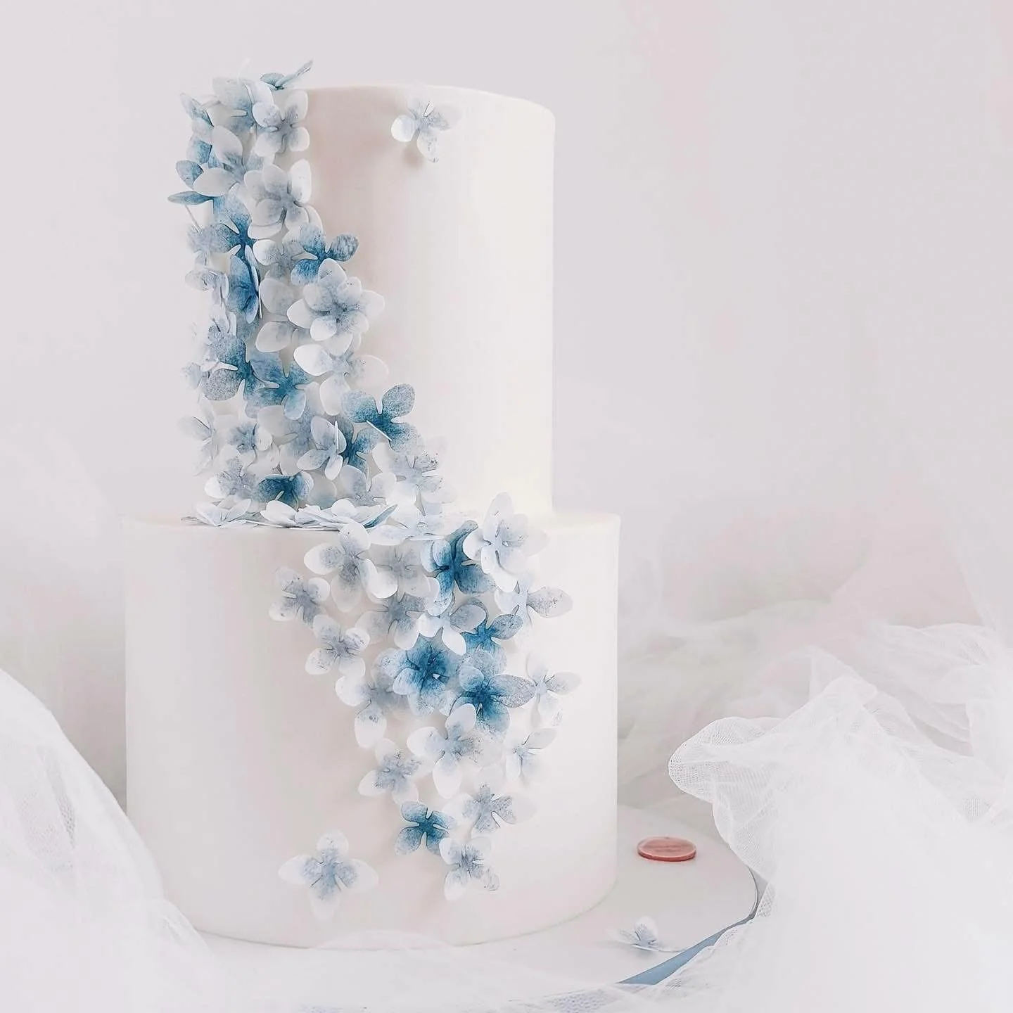 Thank you @blushedbyreva for your generous sponsorship of Art in Bloom! We absolutely loved the cake you made for our sponsor party. Who here would like to see some culinary creations next year? 🍰🍥🌸

#blushedbakesbyreva #richmondhillga #artinbloom