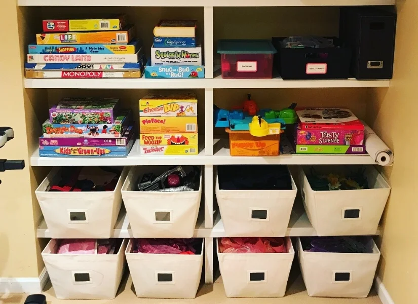 Toy organizing