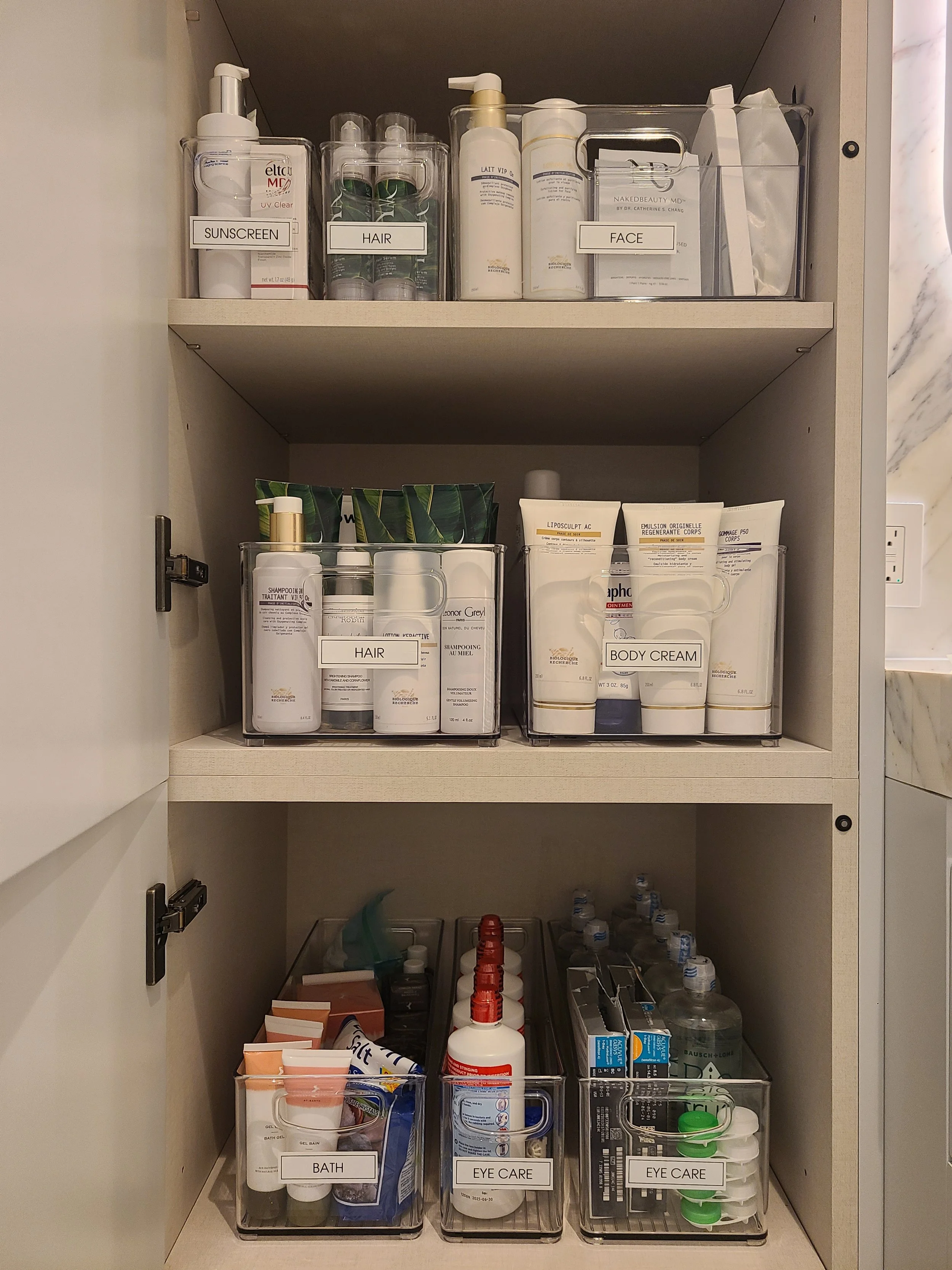 Bathroom cabinet.jpg