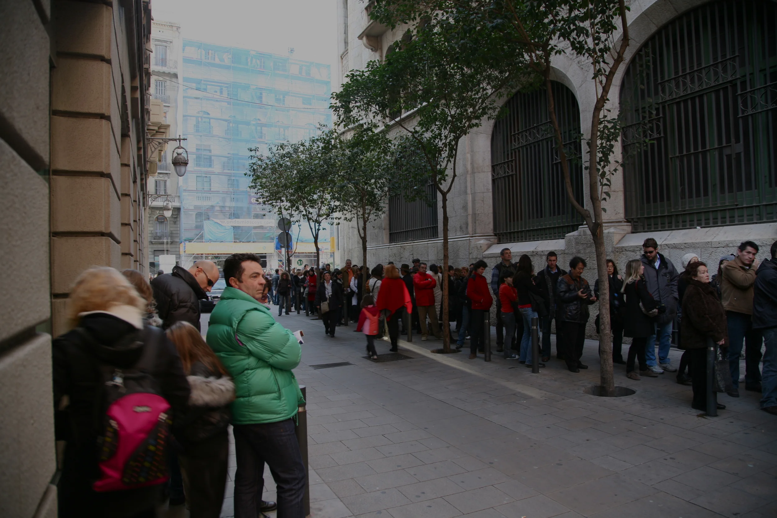  We lined up for an hour for tickets to tour the interior, only a little chaotic 