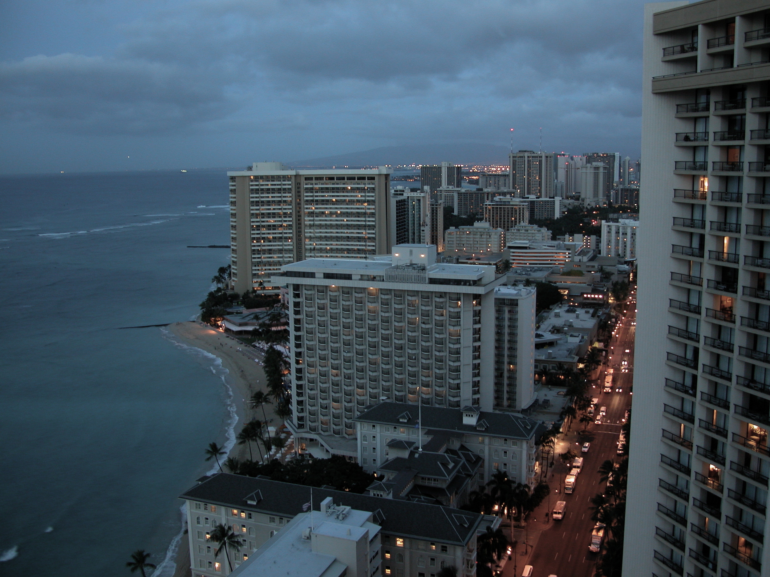  Waikiki in the morning, as seen from the hotel. 