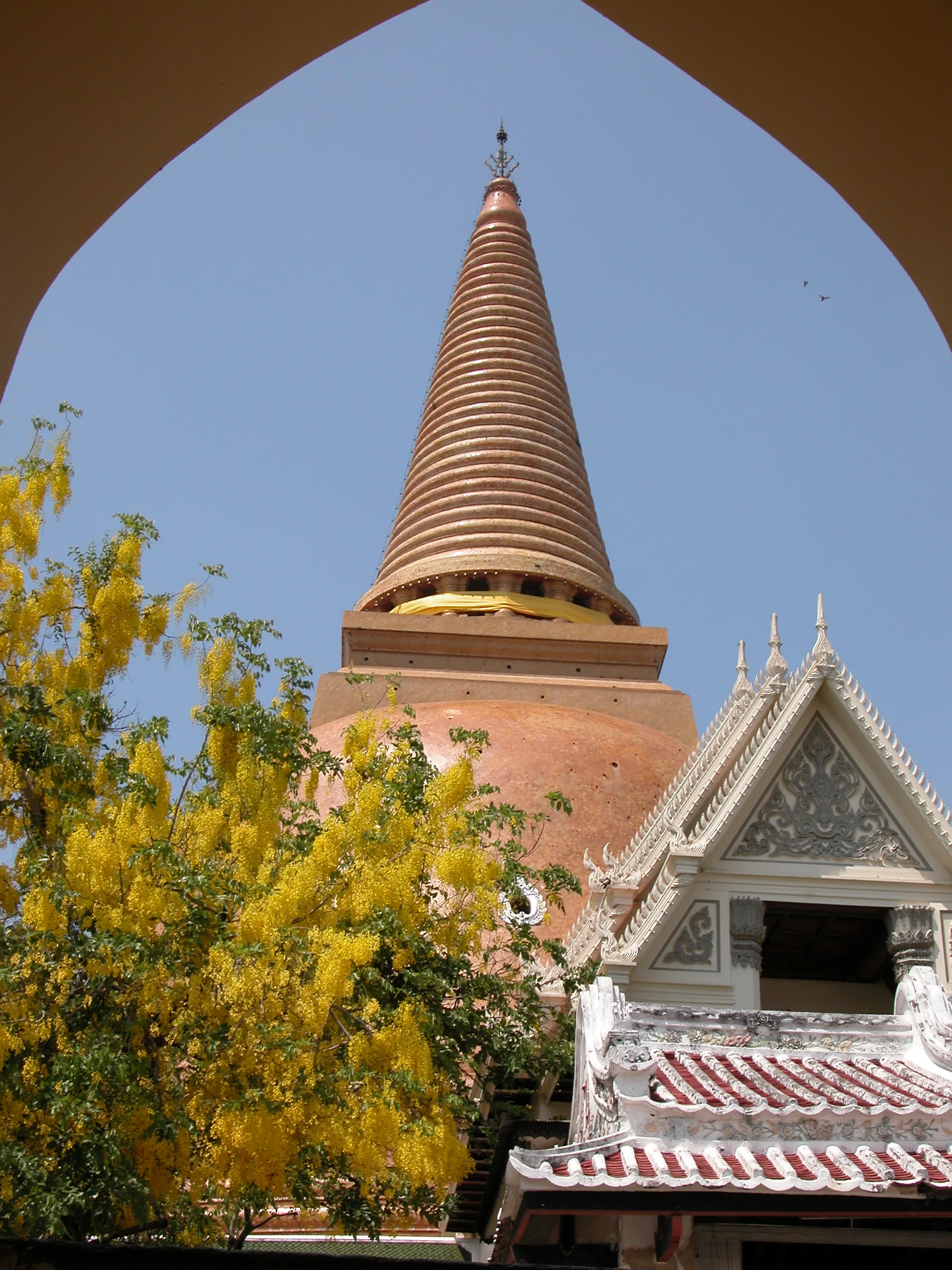  Phra Pathom Chedi - tallest Buddhist structure 