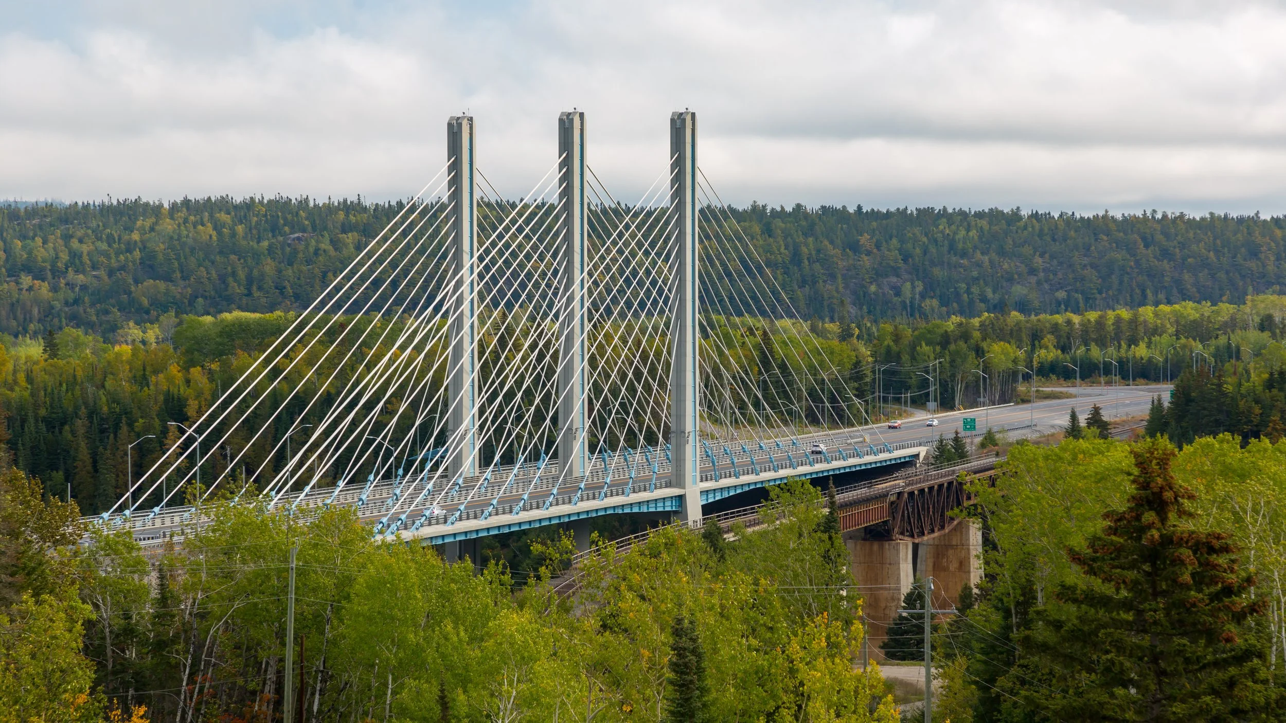  The Trans-Canada bridge over the Nipigon River 
