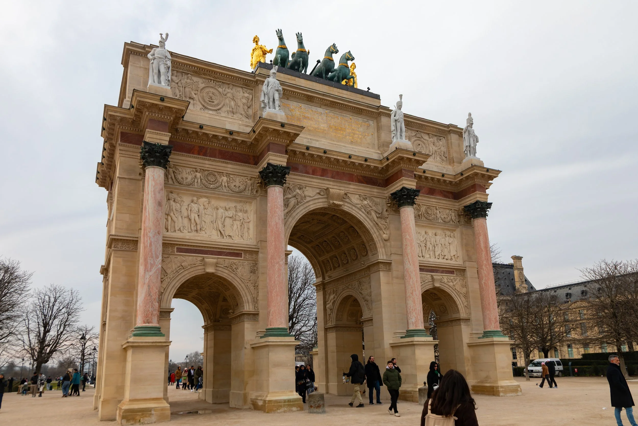  The smaller Arc de Triomphe du Carrousel leads us toward the Louvre 