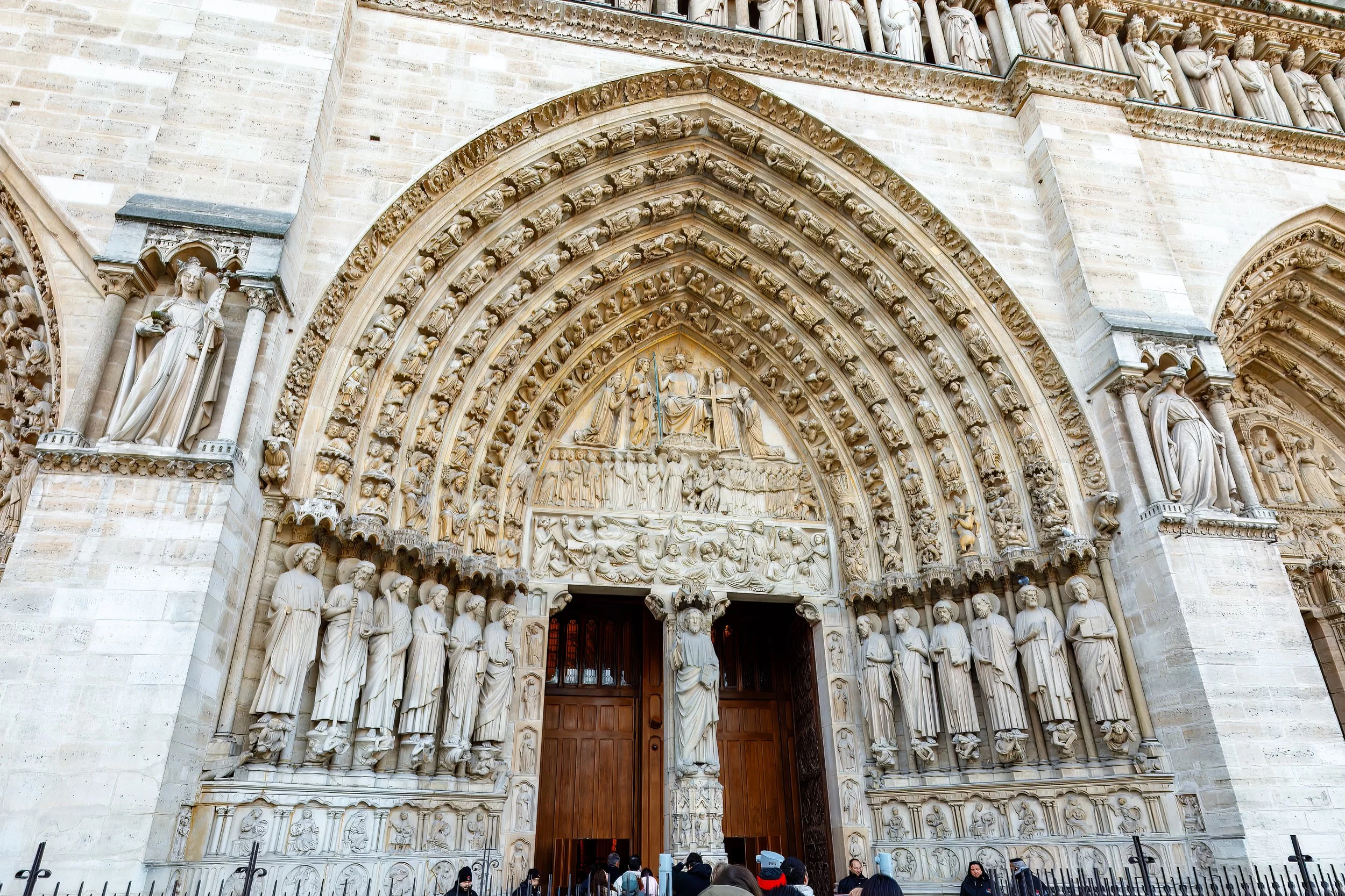  The clean stone is a stark contrast to the pre-fire weathered stone 