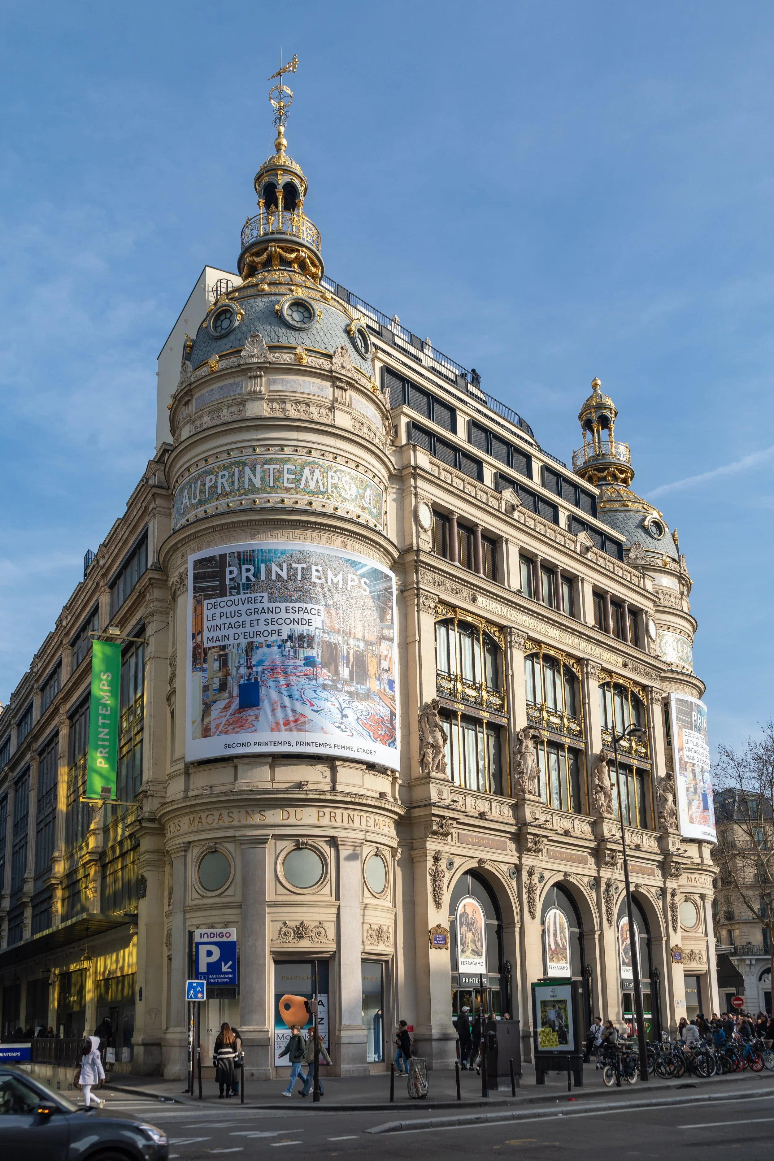  Beautiful le Printemps Haussmann department store (1865) 