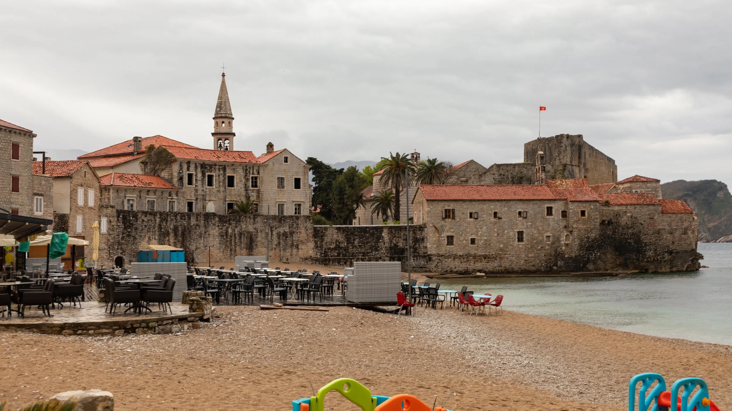  After parking we explored the old town of Stari Grad with a short walking tour  