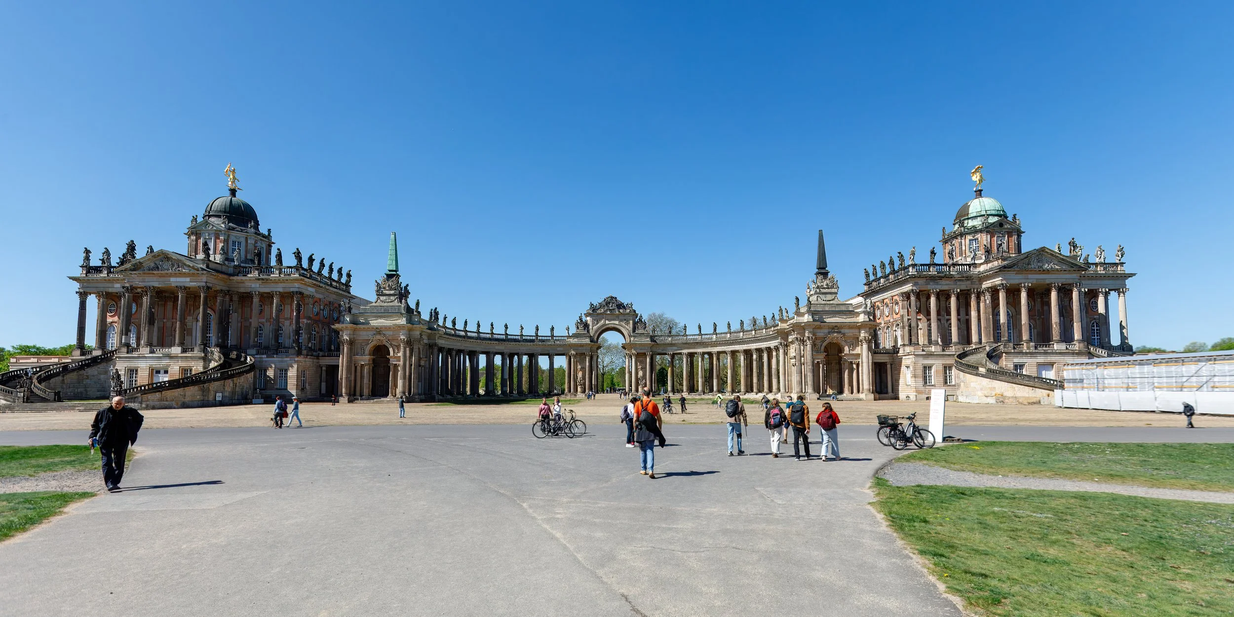  The Communs sits across from the New Palace and contains domestic quarters and the kitchens 