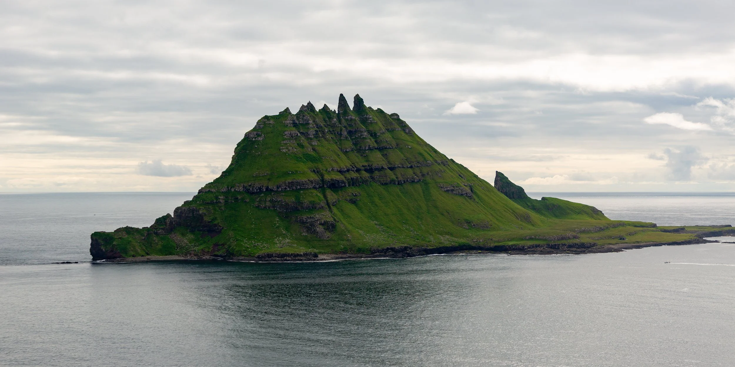  Zooming into Gáshólmur island 