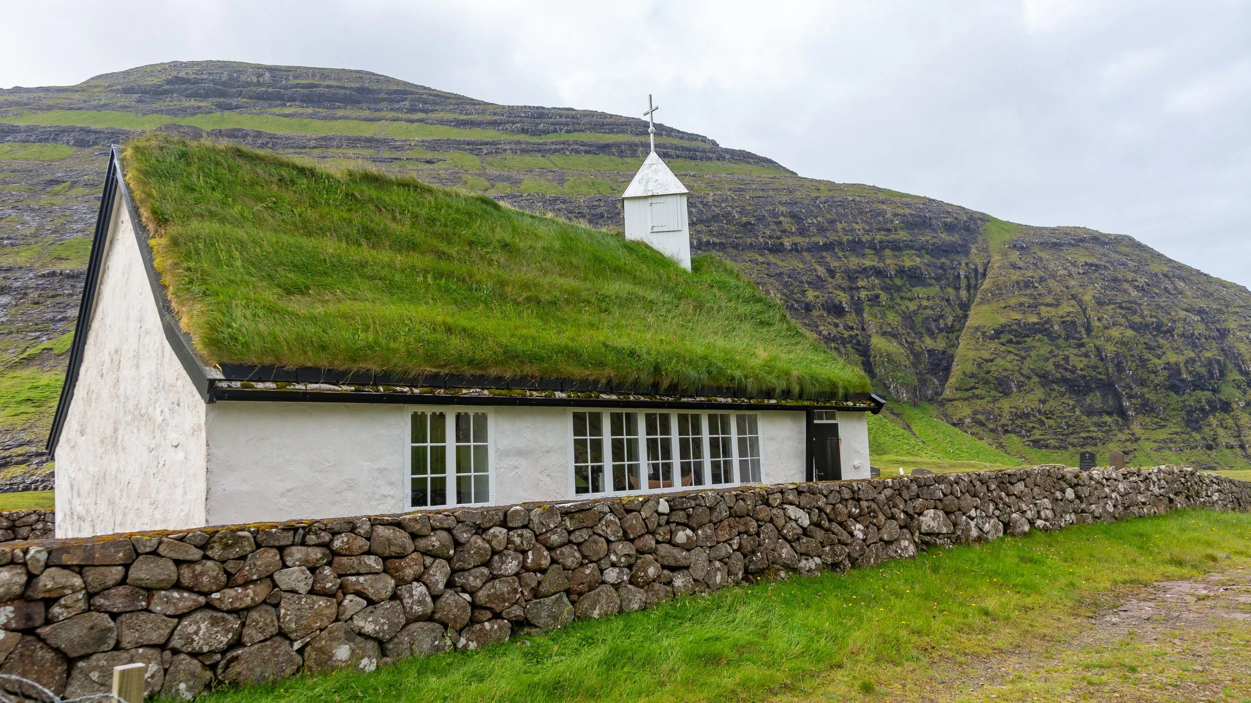  Saksun Church and picturesque burial ground  