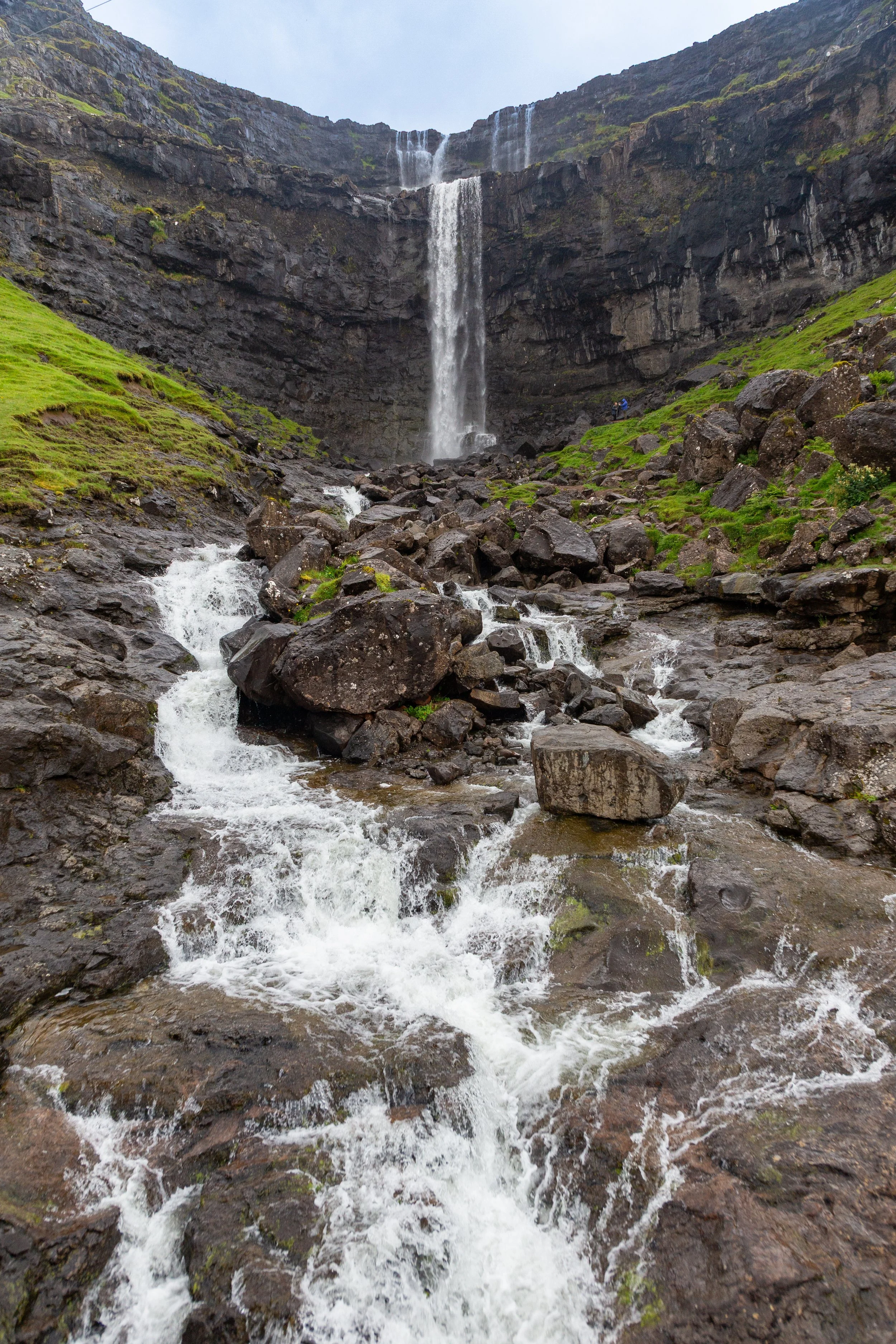  Now back at Streymoy, we are now under 140m Fossá waterfall, the tallest in the Faroe Islands 