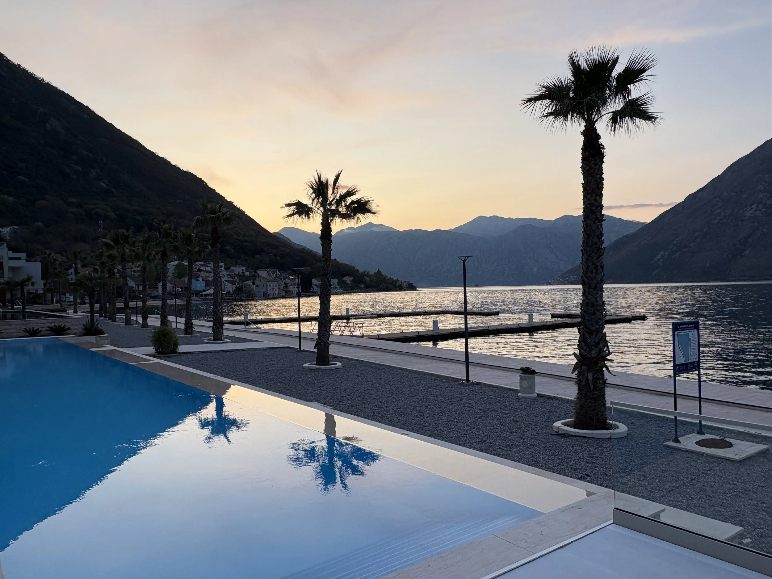  Capturing sunset at the hotel pool 