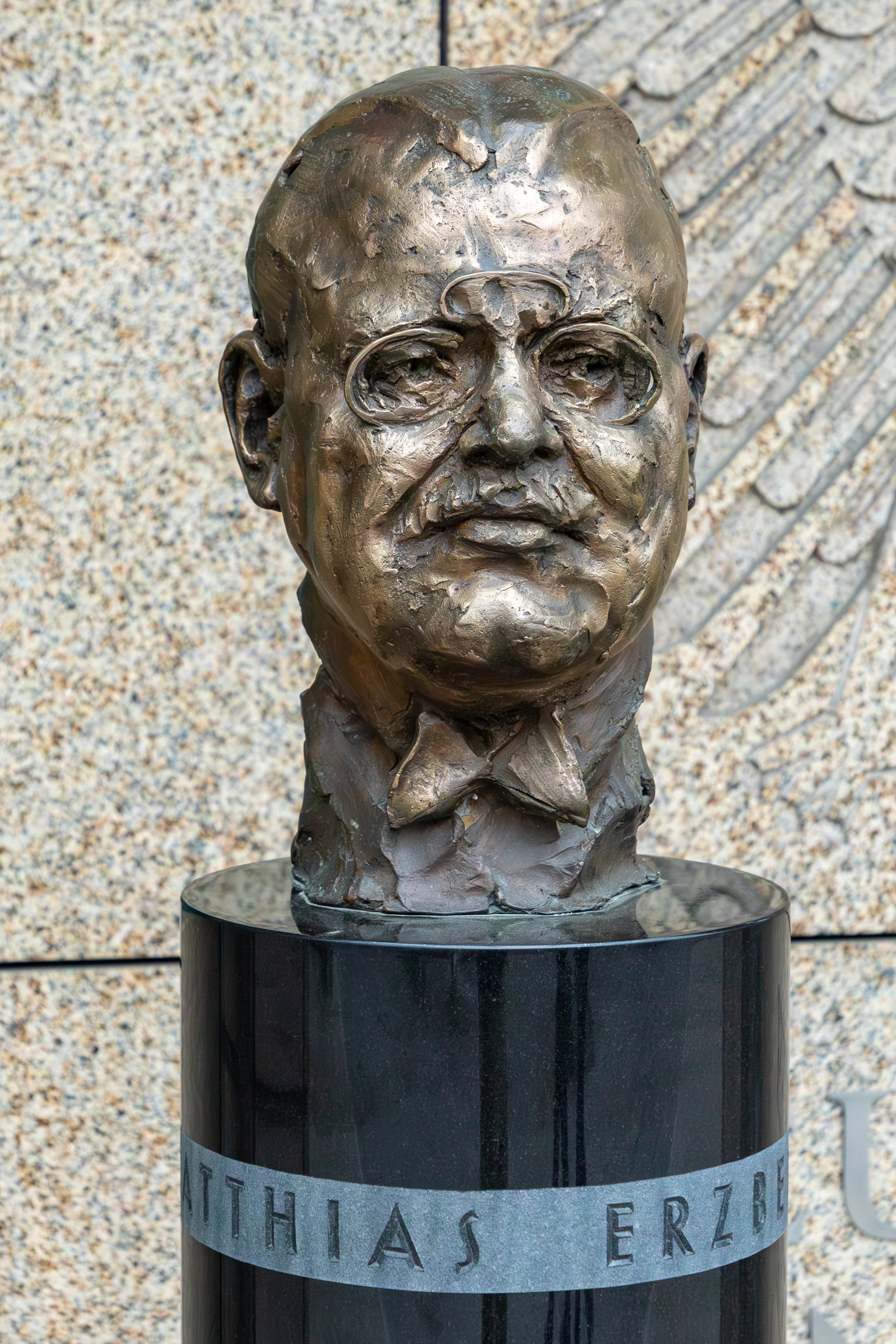  A bust of German statesman Matthias Erzberger, a prominent member of the Catholic Centre Party in Germany who advocated for peace during World War I 