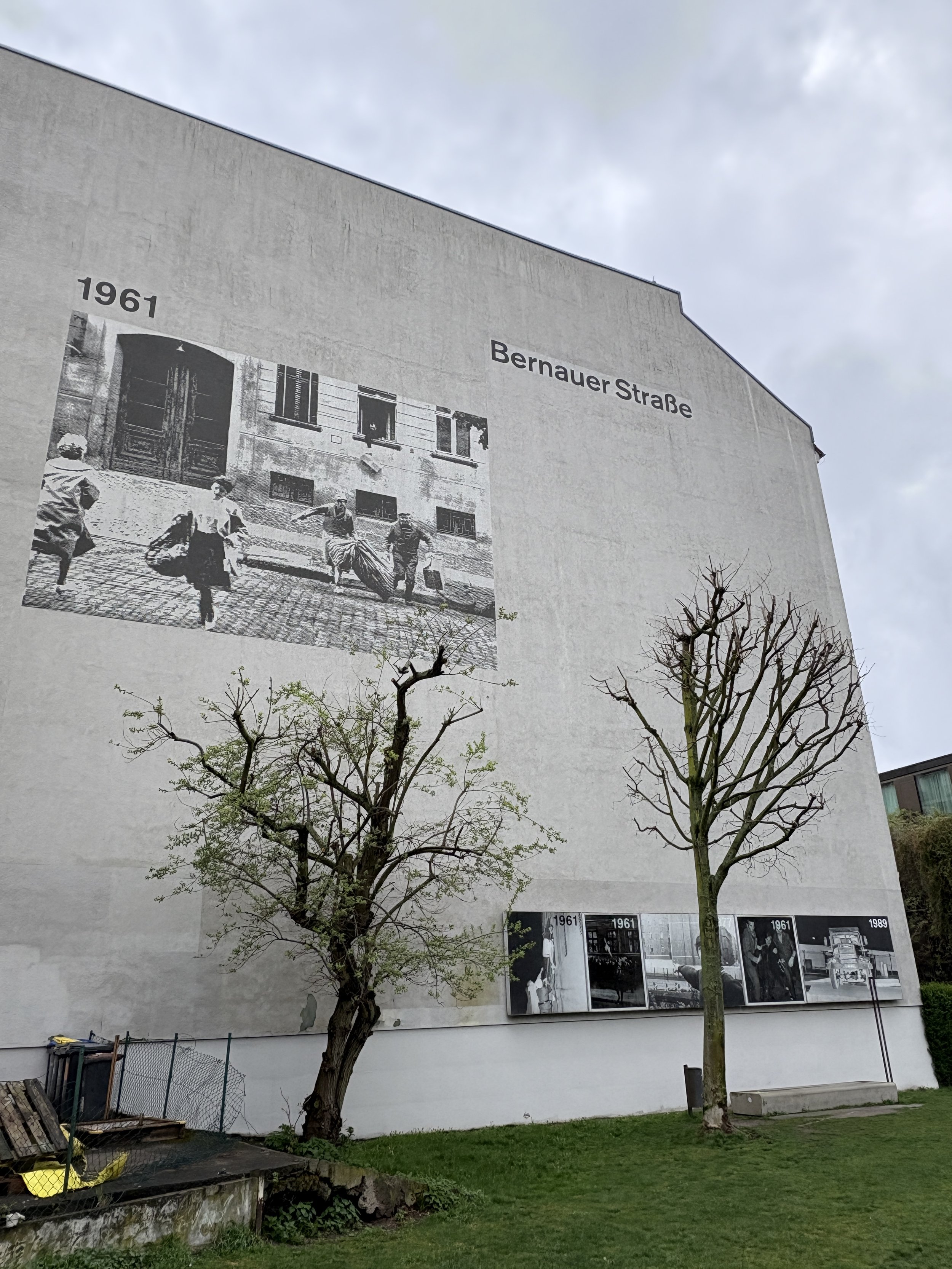  A large mural at the Memorial capturing what occurred when the wall was erected in 1961 at the remains of a later escape tunnel 