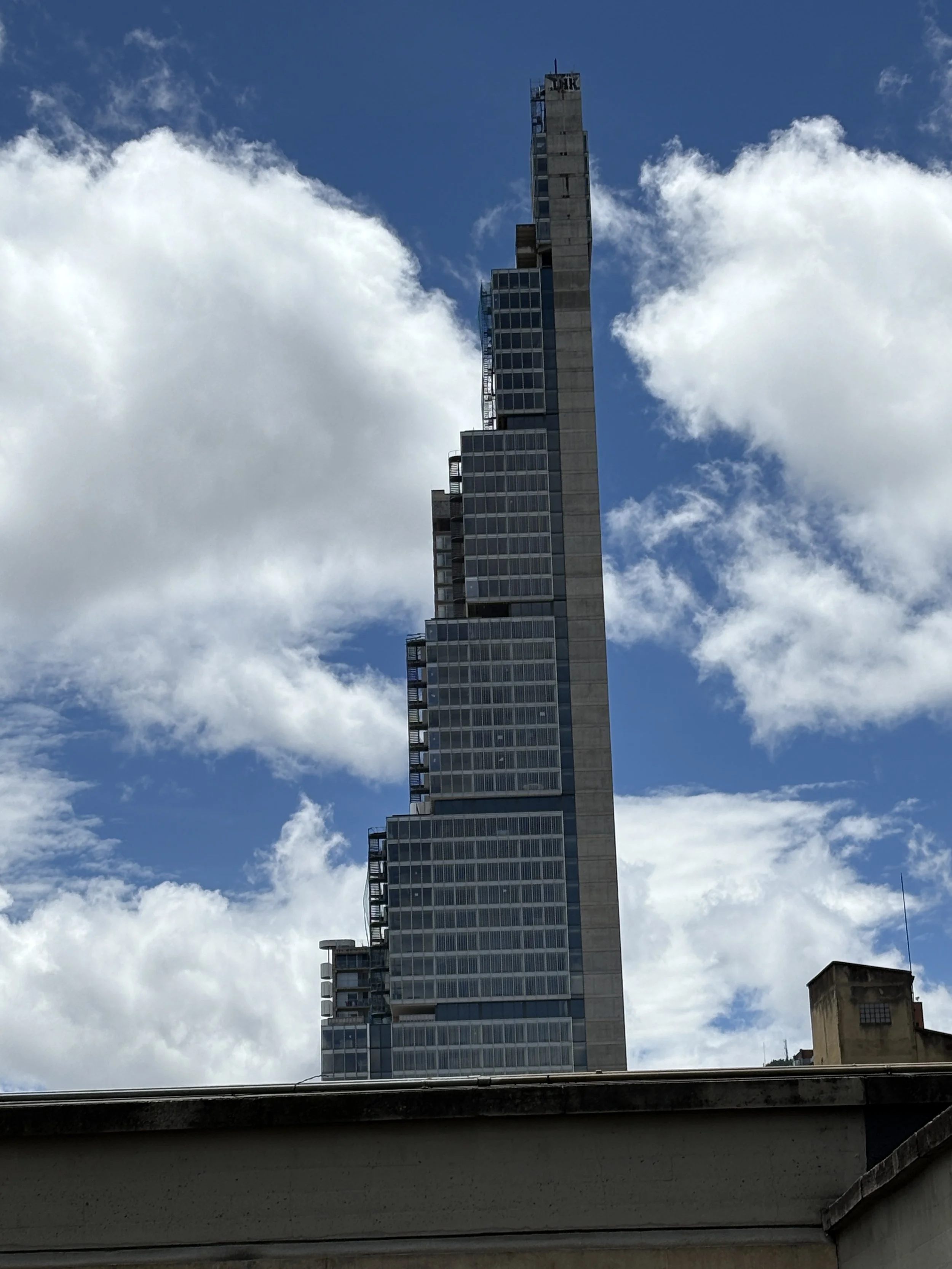  BD Bacatá (67 floors), the tallest building in Colombia 