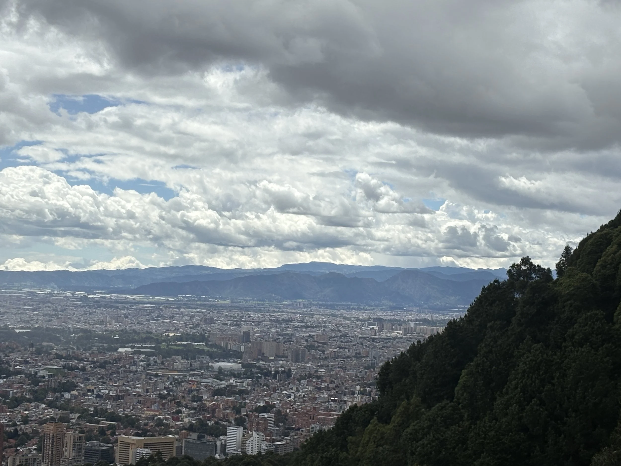  Cloud beginning to disrupt the beautiful blue sky 