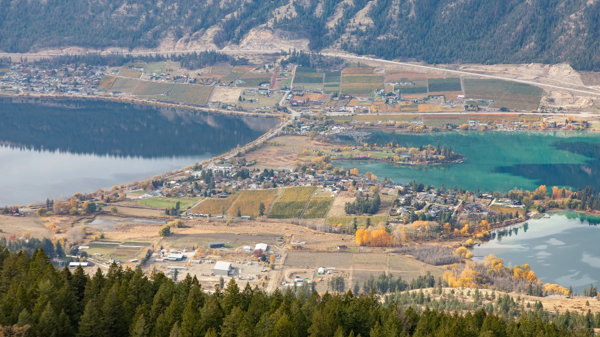  Looking down at the town of Oyama from the lookout 