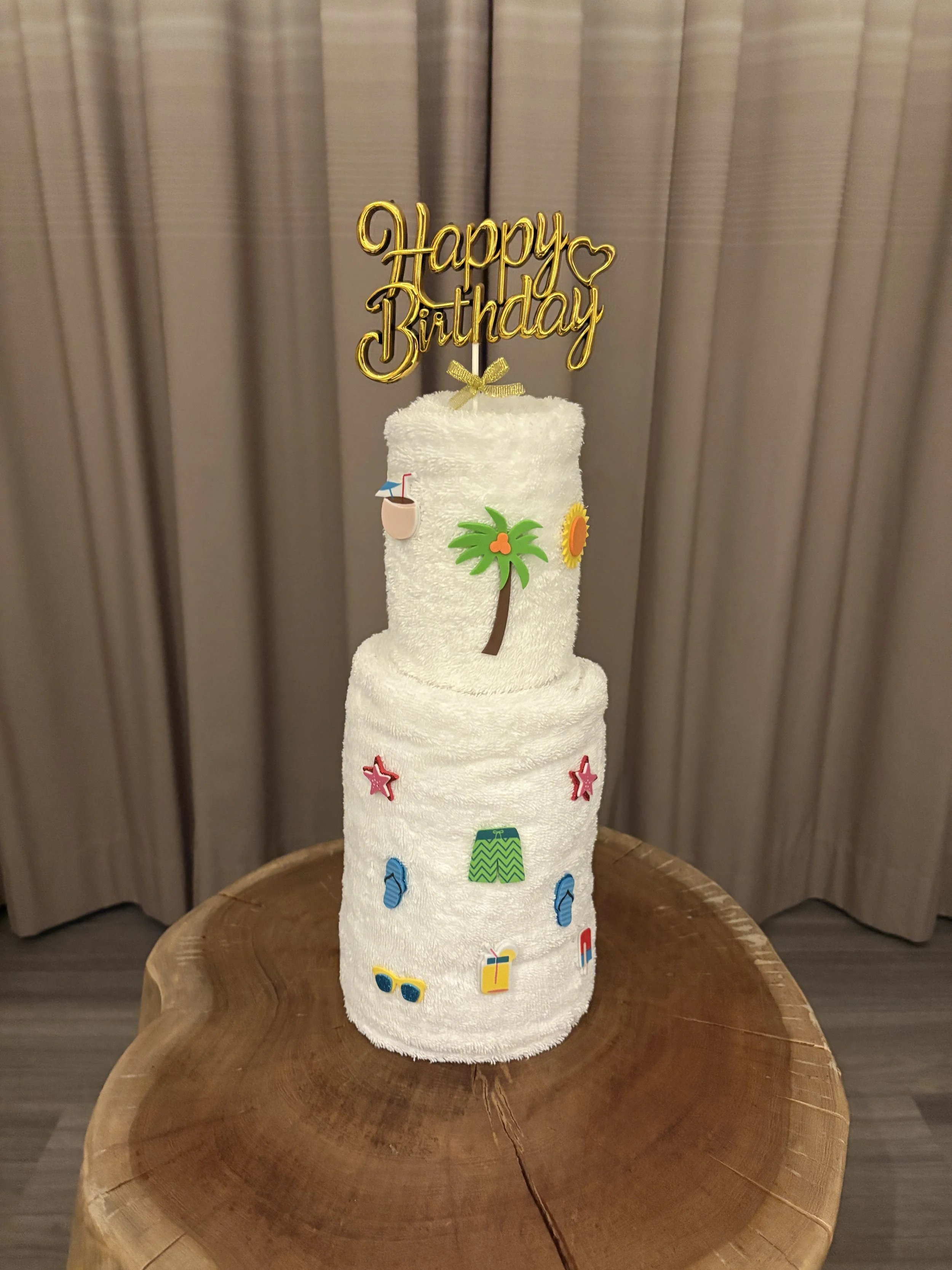  Another birthday decoration left by our fabulous room attendant 