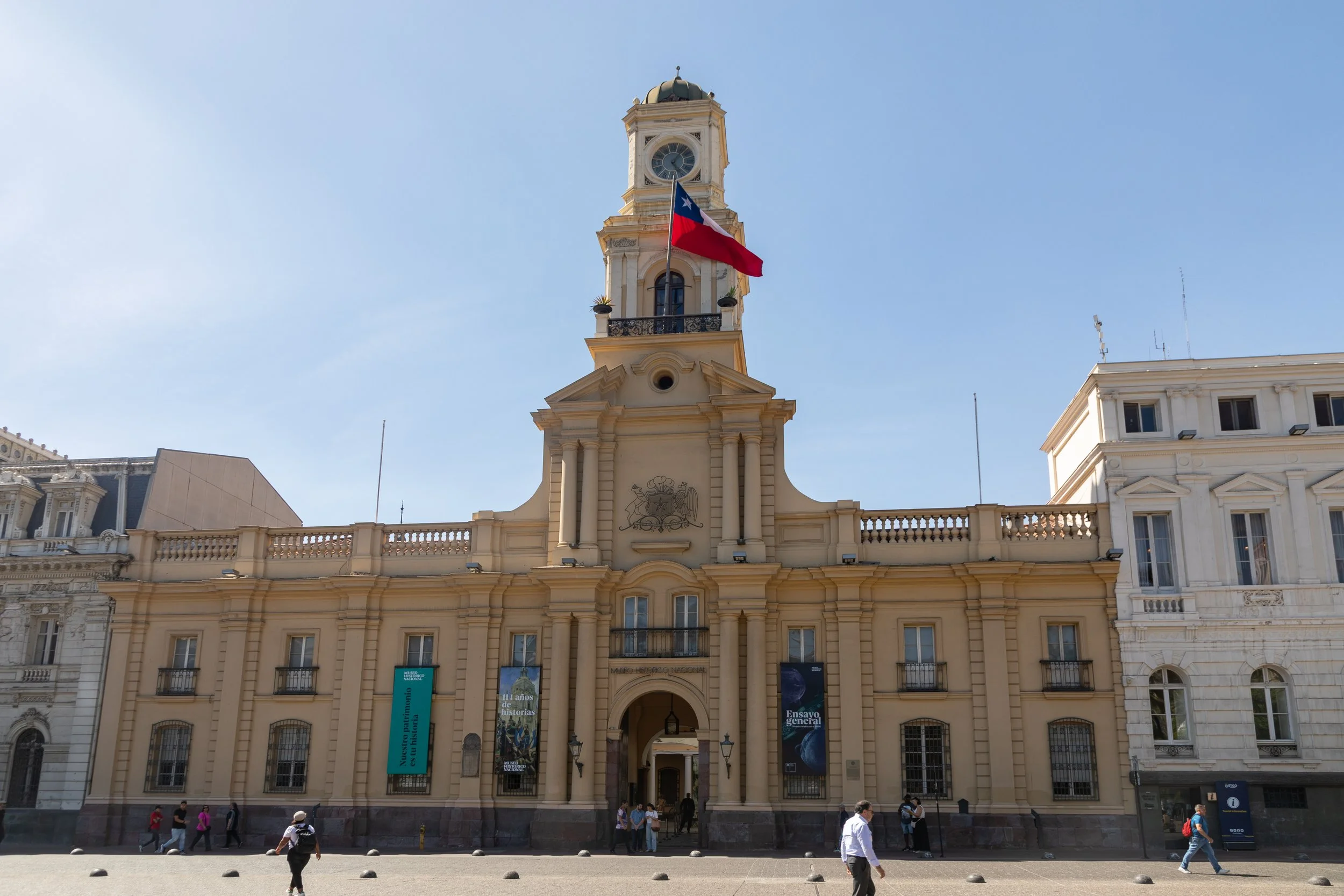  The Royal Court Palace 