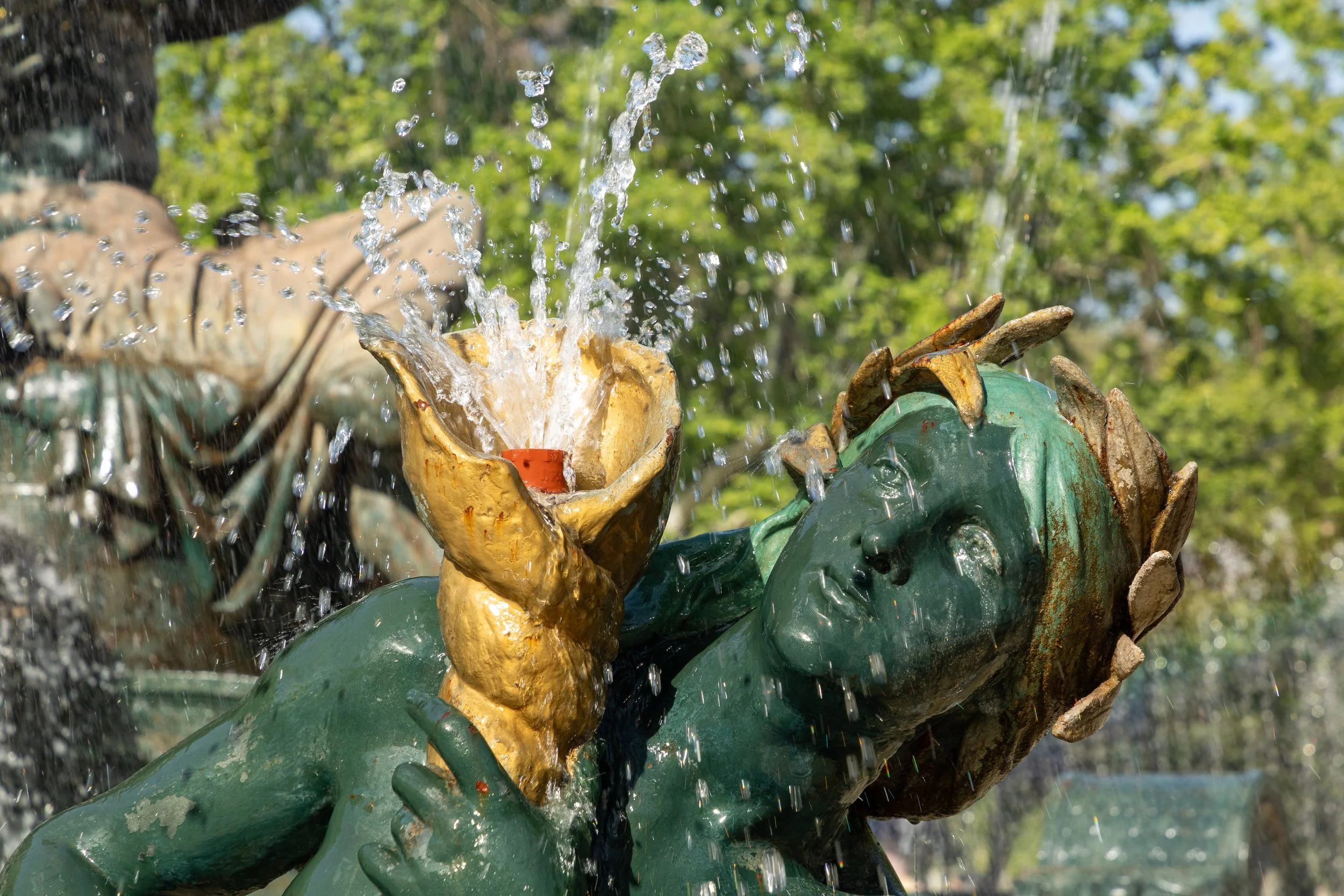  Zooming in on one of the fountain’s detailed figures 