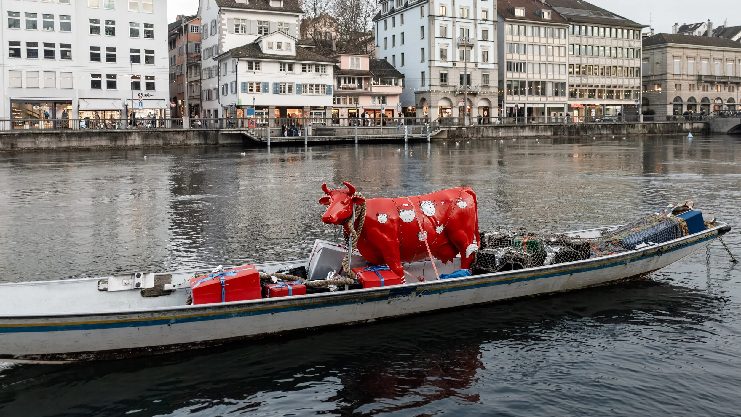  Part of the Cow Parade public art exhibit  