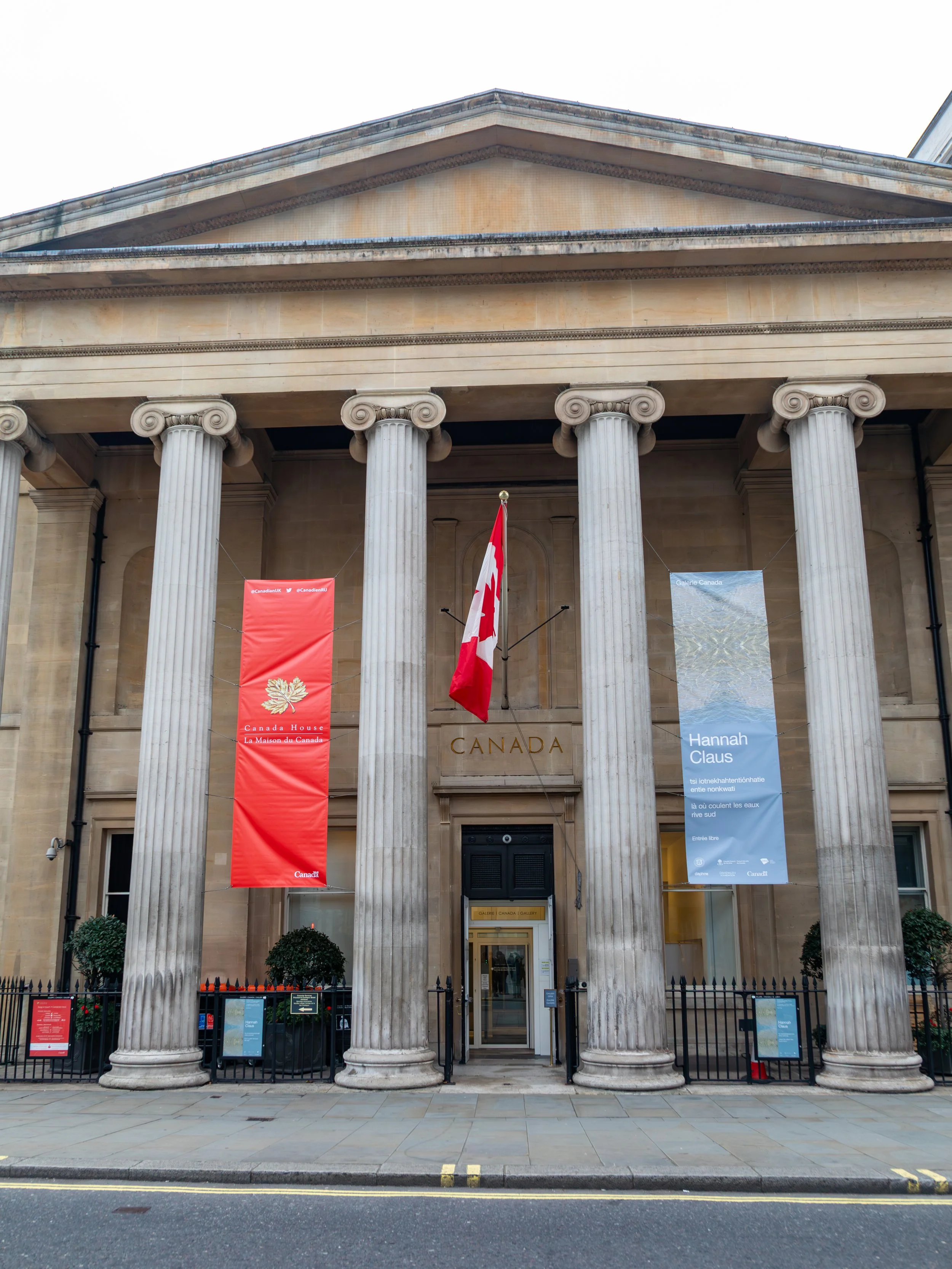  Canada House (embassy) on Trafalgar Square 