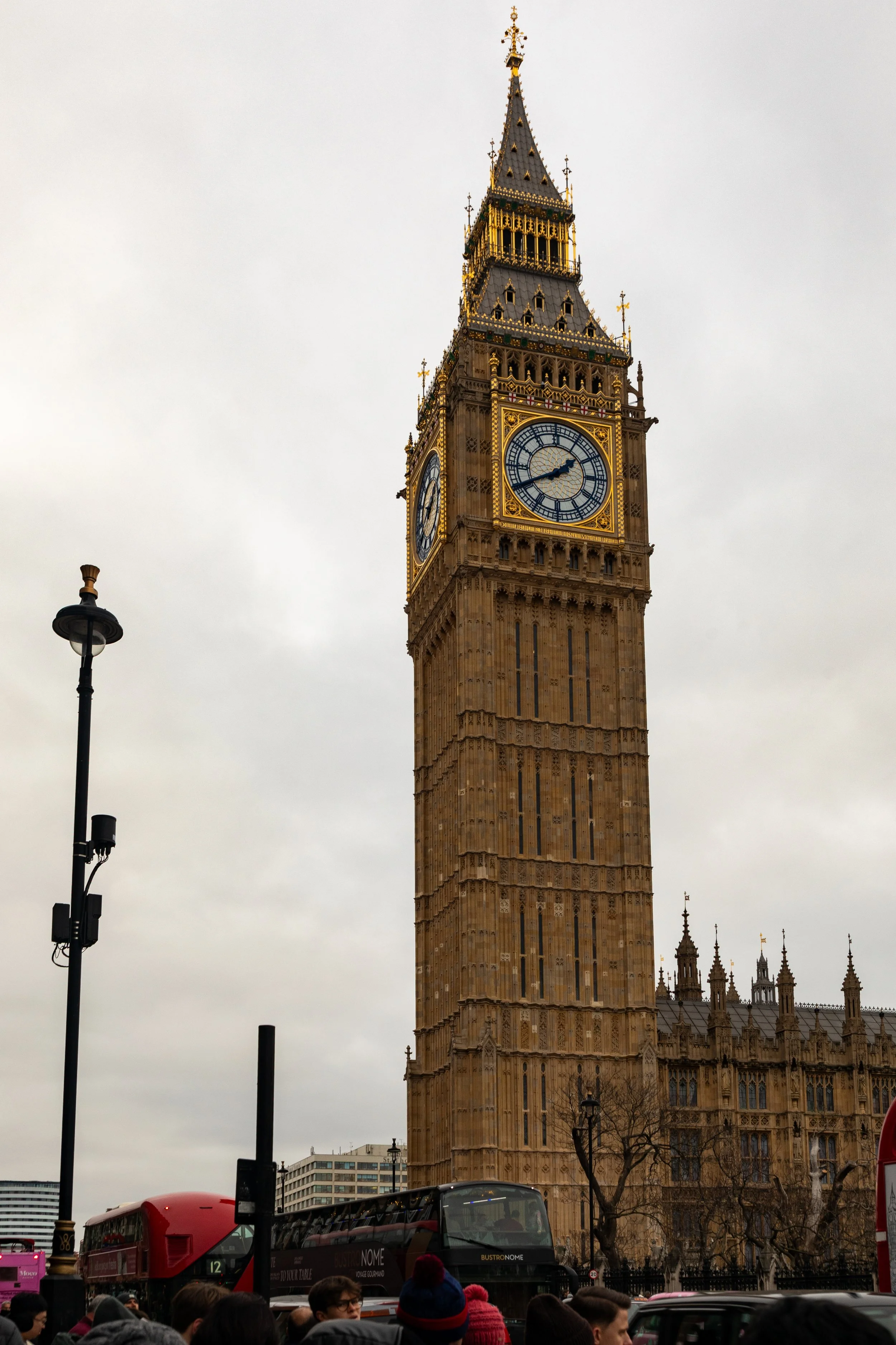  Big Ben seemed to be the apex of tourists as we were shoulder to shoulder 