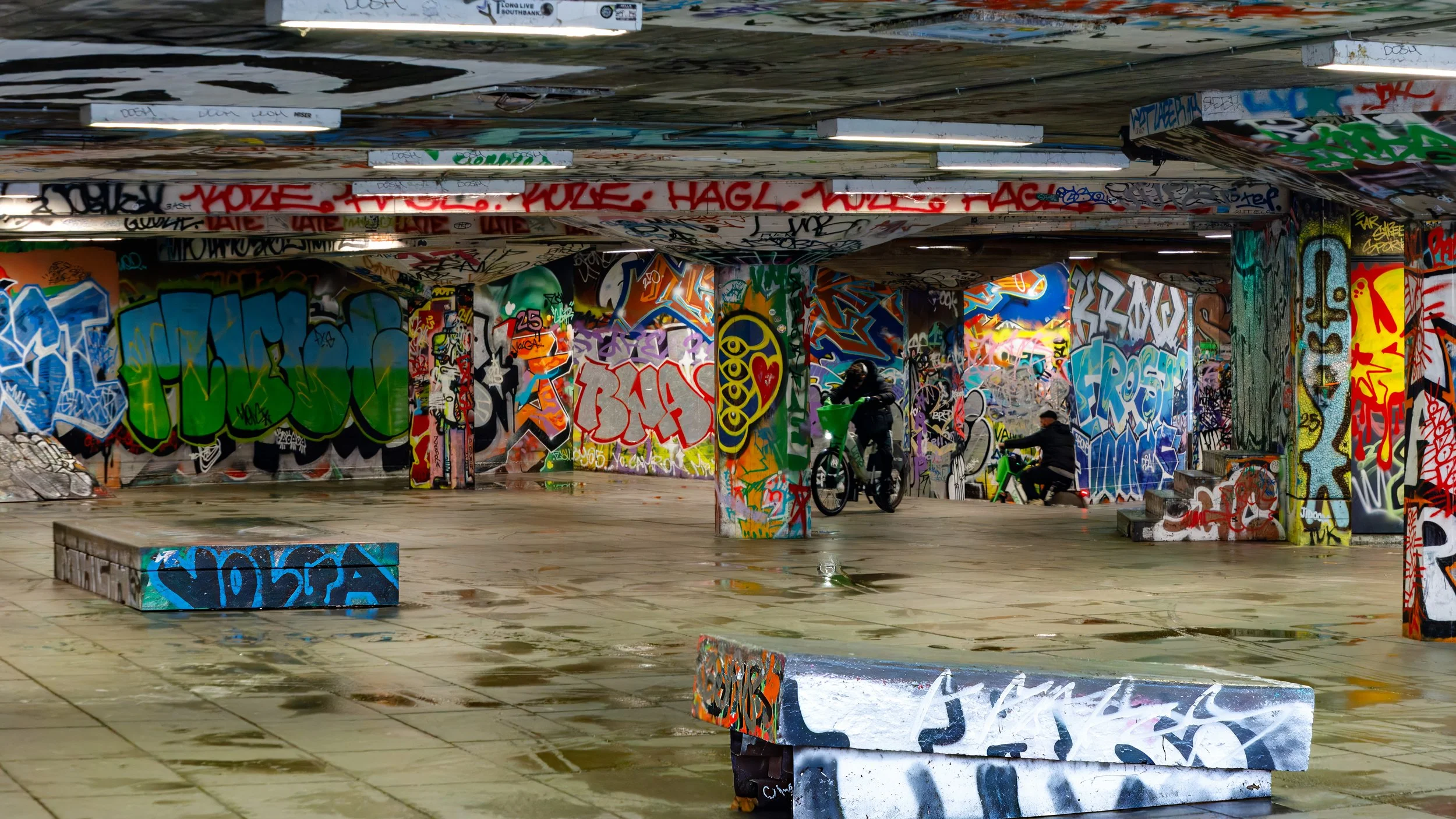  Colourful graffiti in Southbank under the Waterloo Bridge 