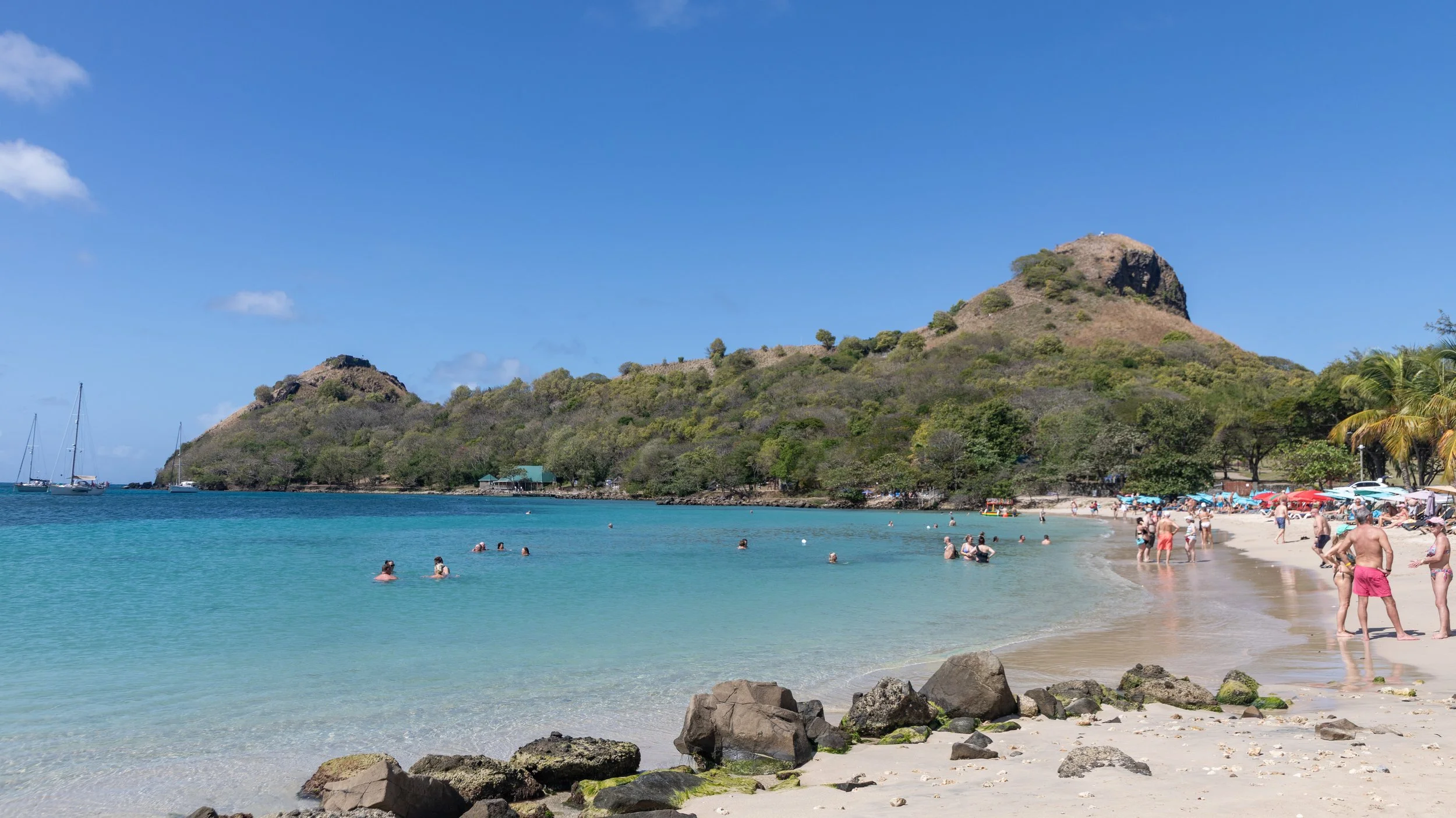  Aptly-named Pigeon Island Causeway Beach, popular with some of the cruise passengers 