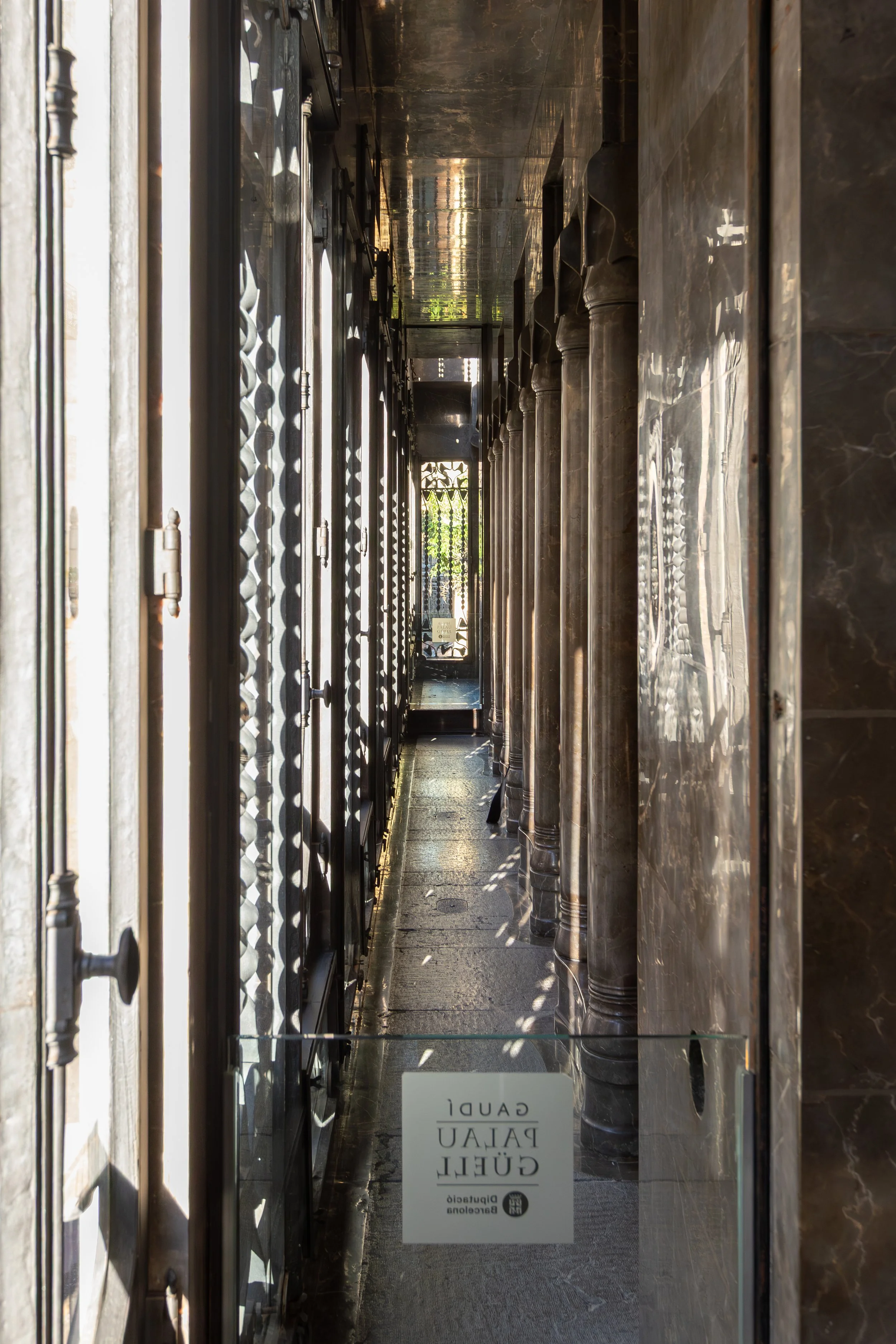  Narrow balcony runs along the front of palace  